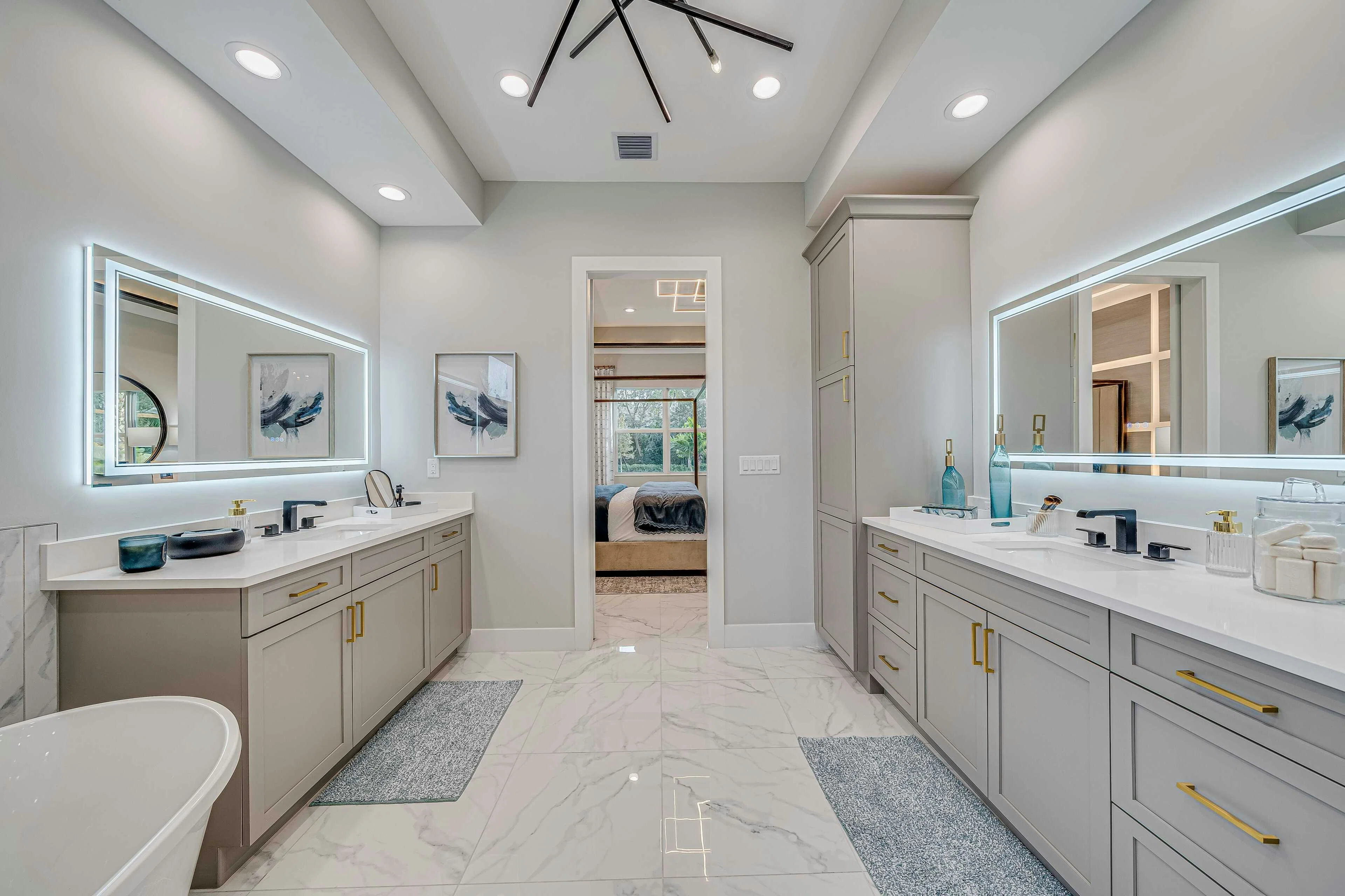 Master Bath | Sand Dollar Grande Model