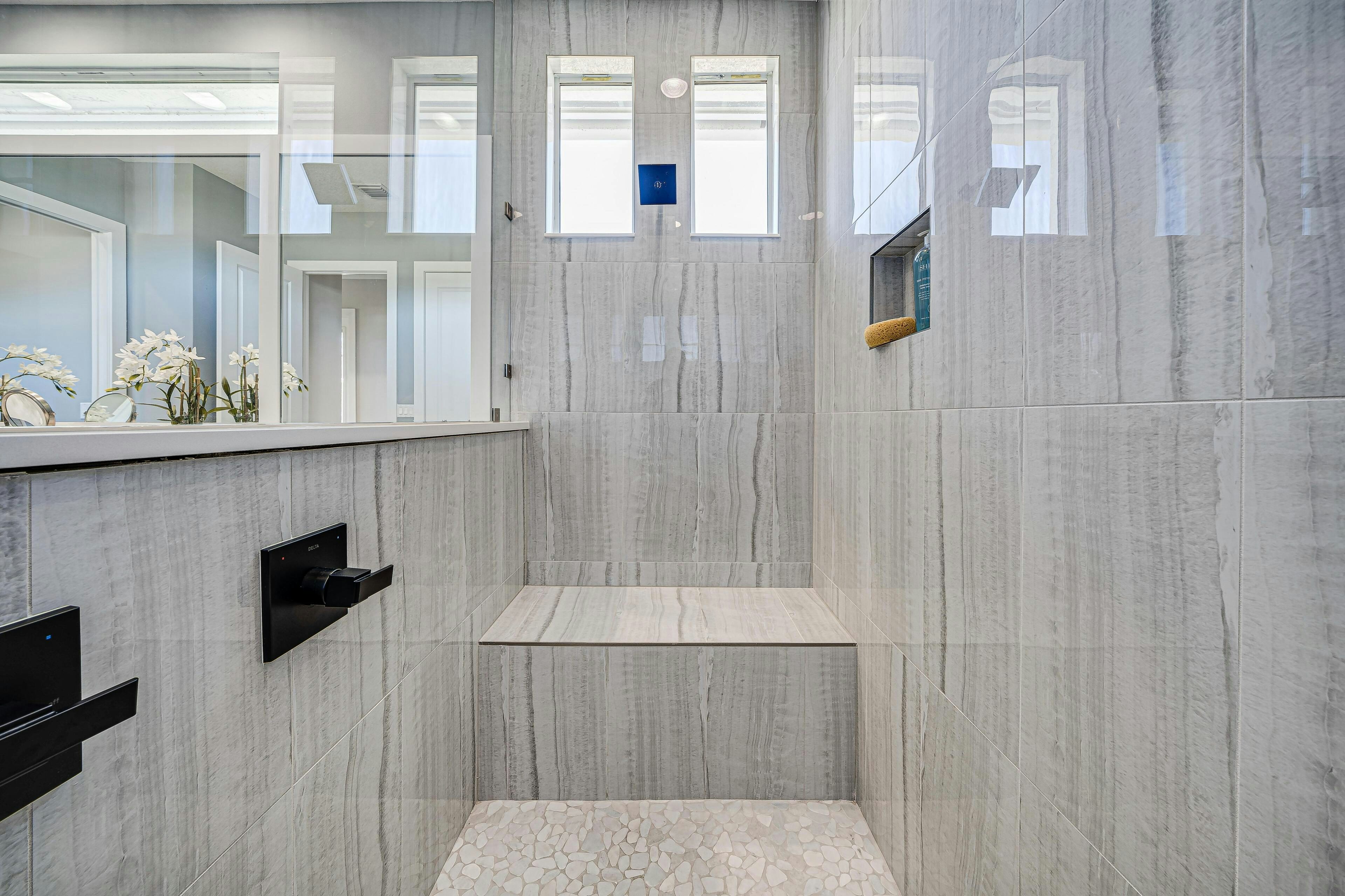 Master Bath | Magnolia 21