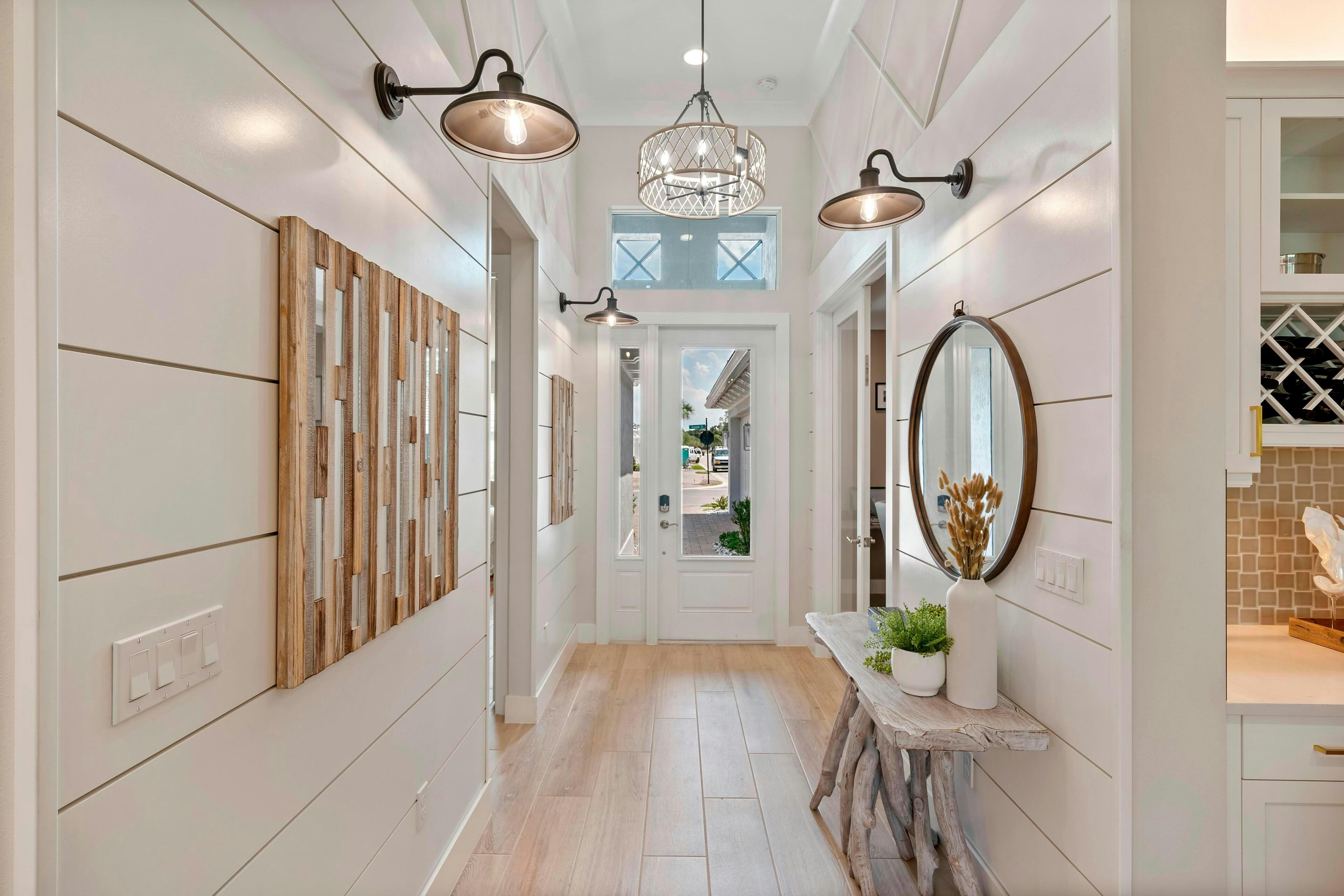Foyer | Seabreeze