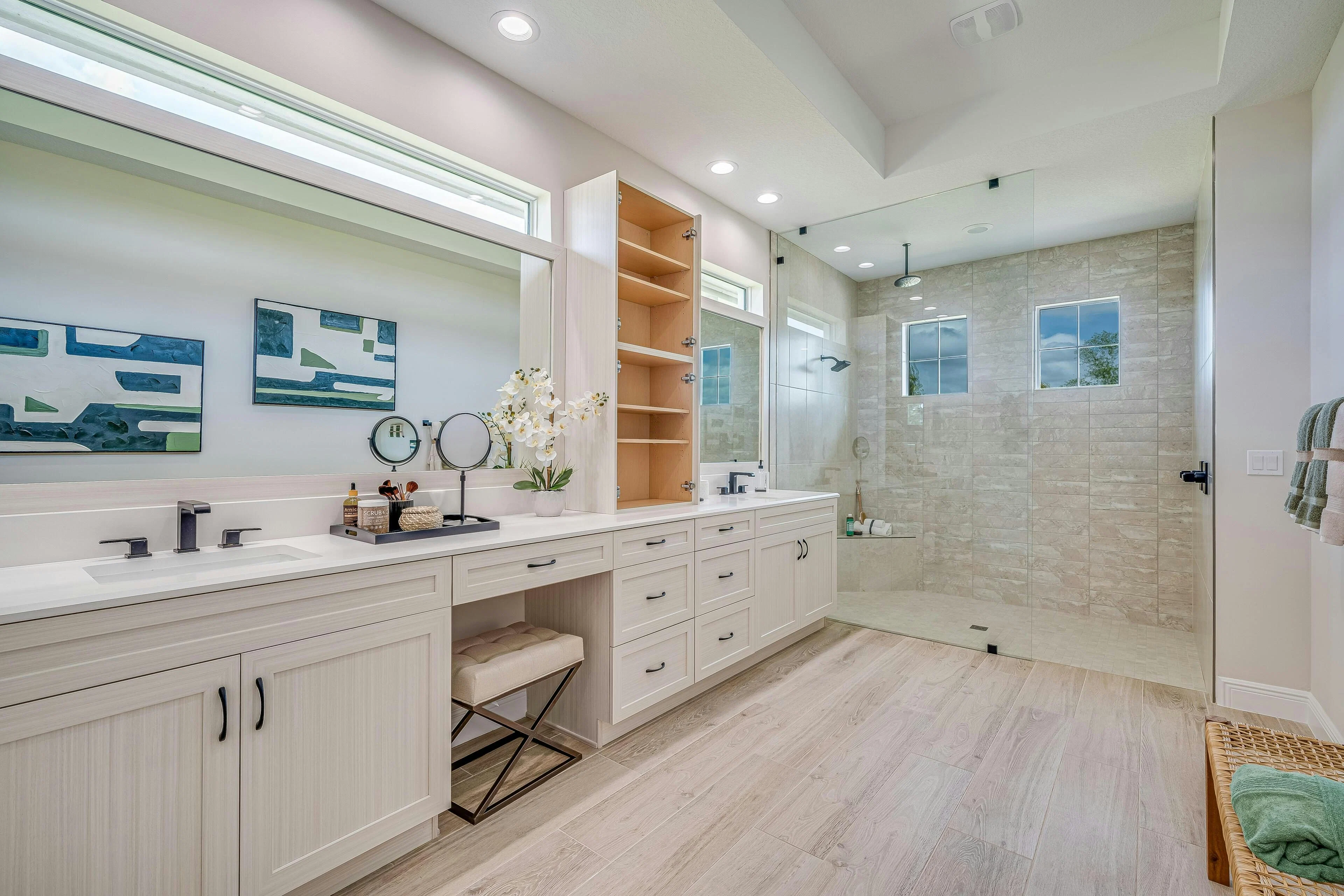 Master Bath | Willow Signature Model