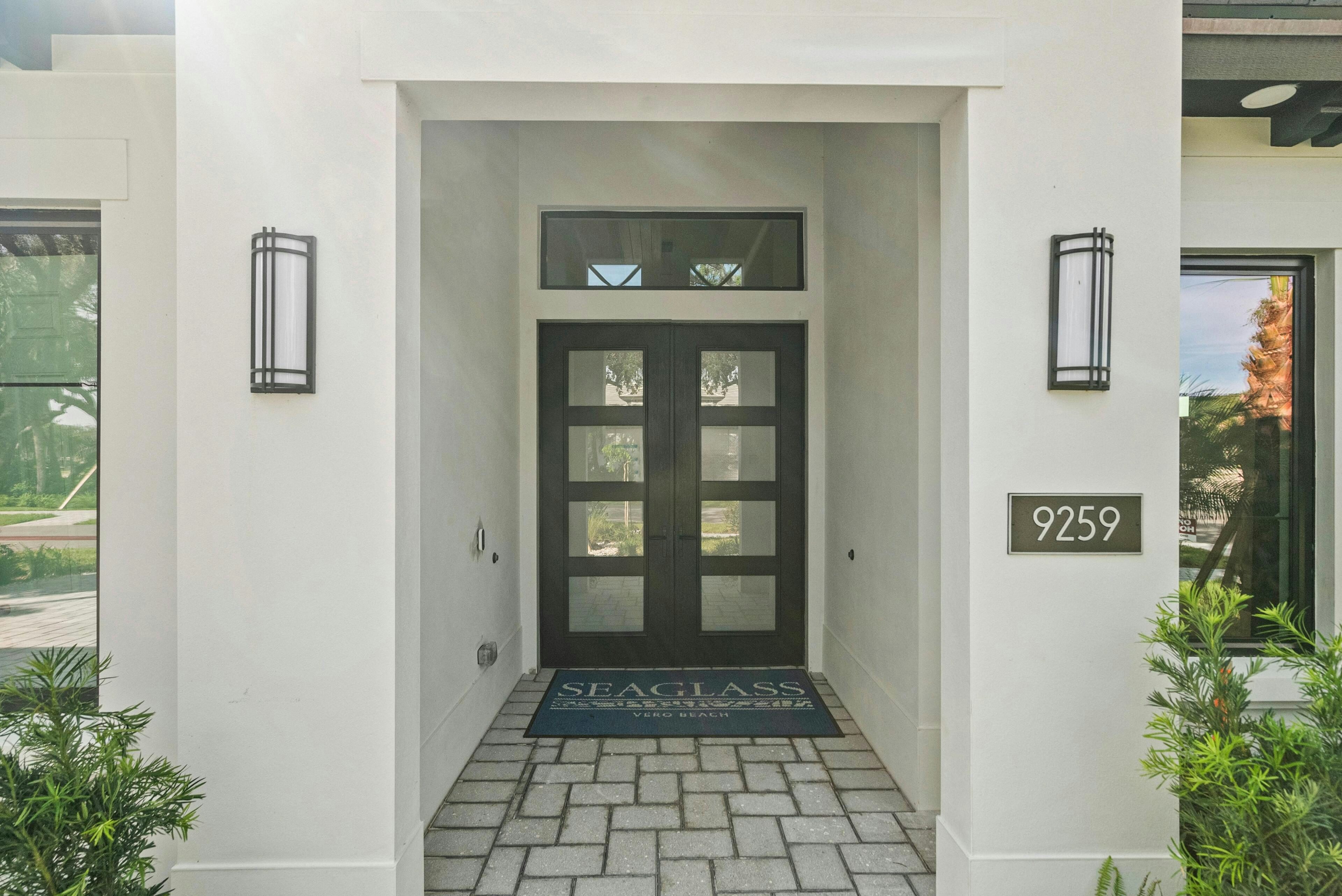 Front Entry | Sapphire Model | Seaglass