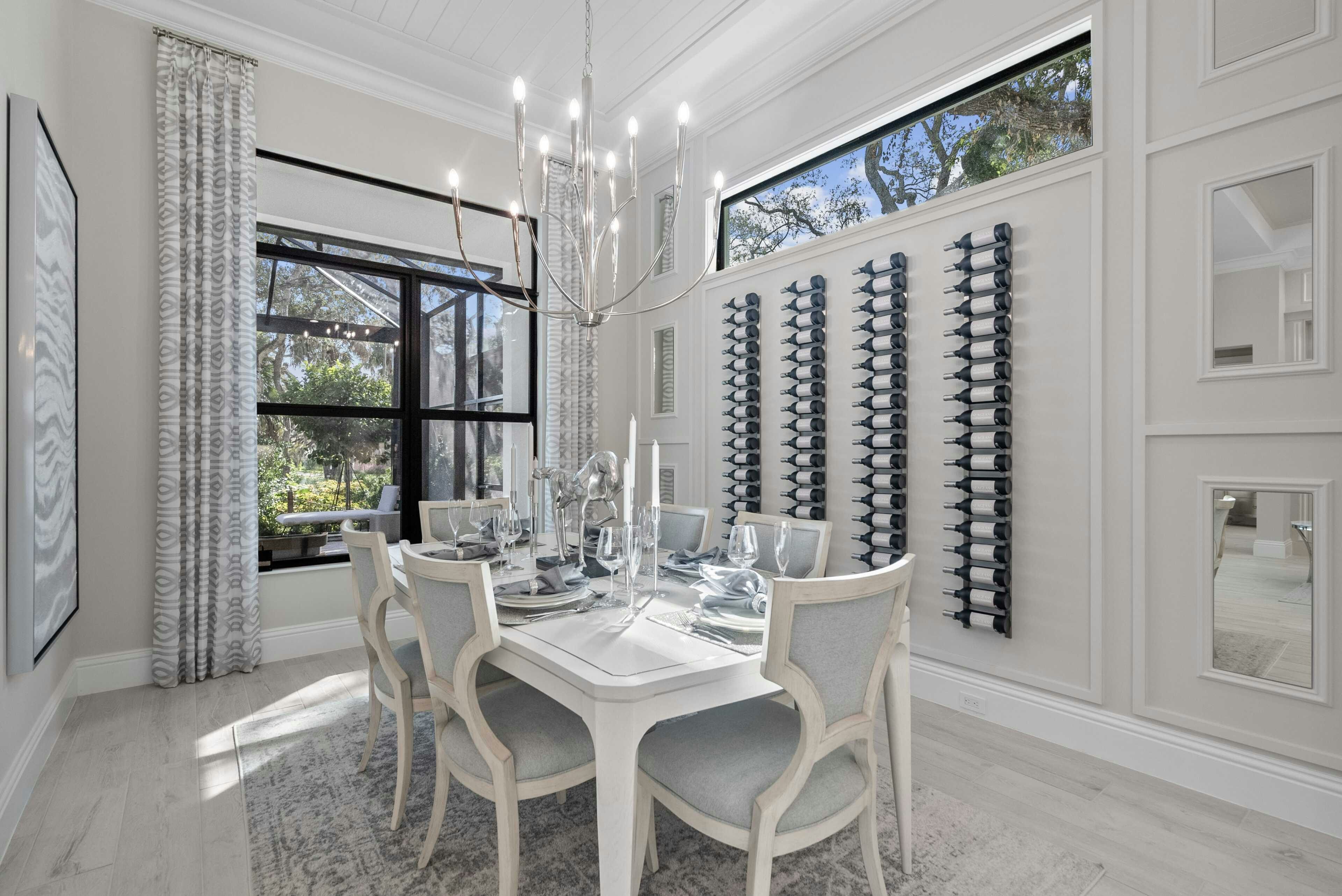 Dining | Seabreeze Grande