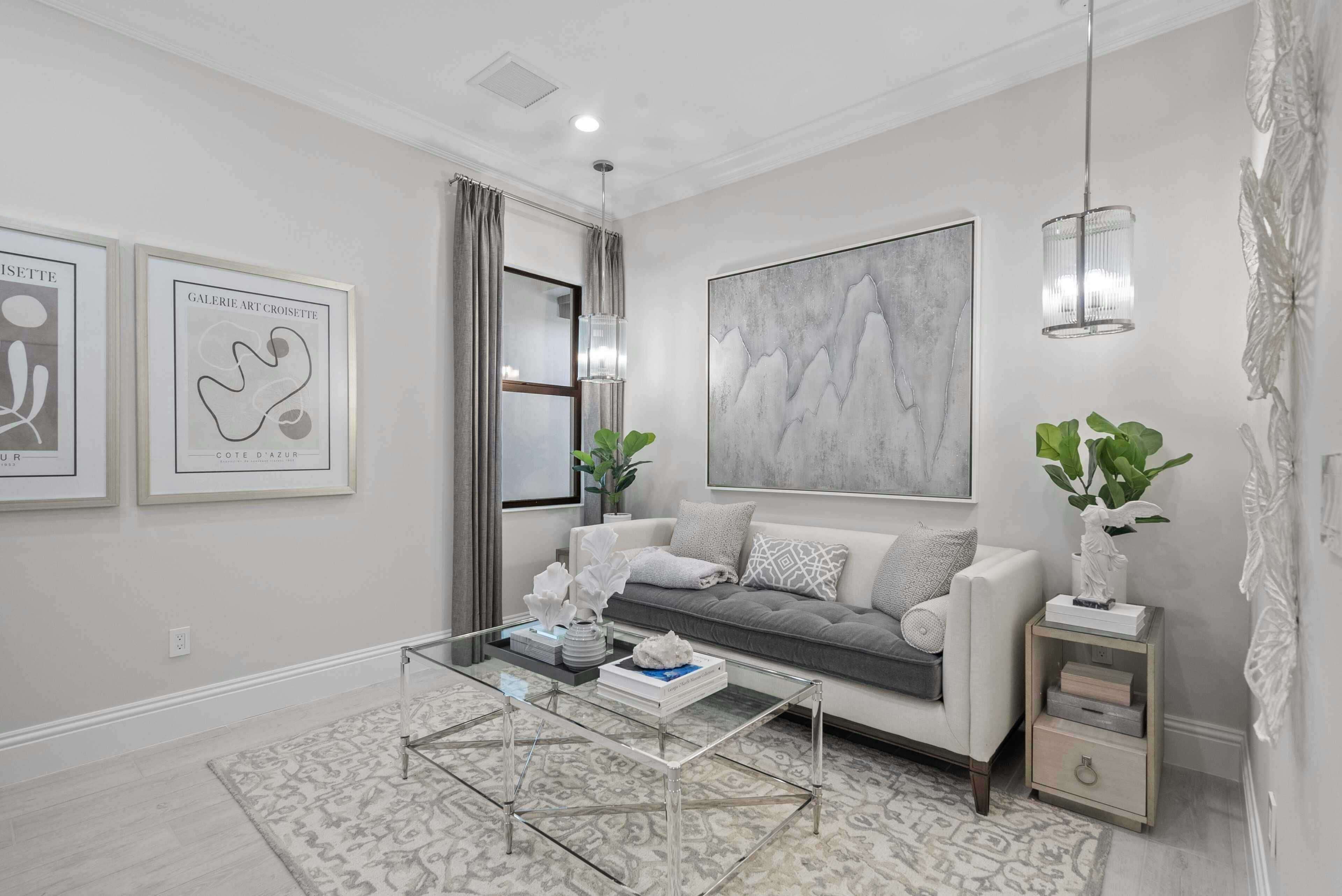 Den | Seabreeze Grande