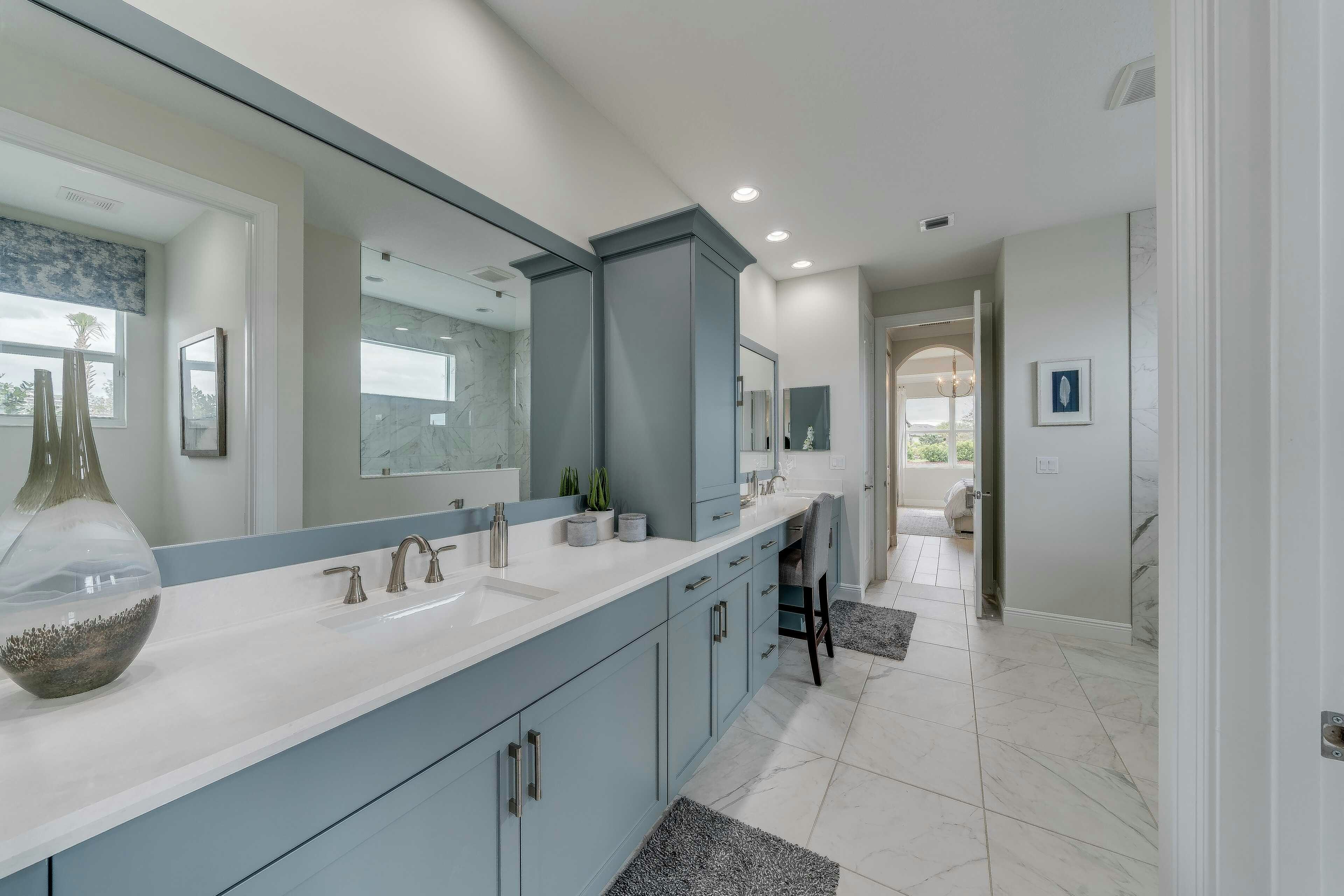 Master Bath | Lucida Model