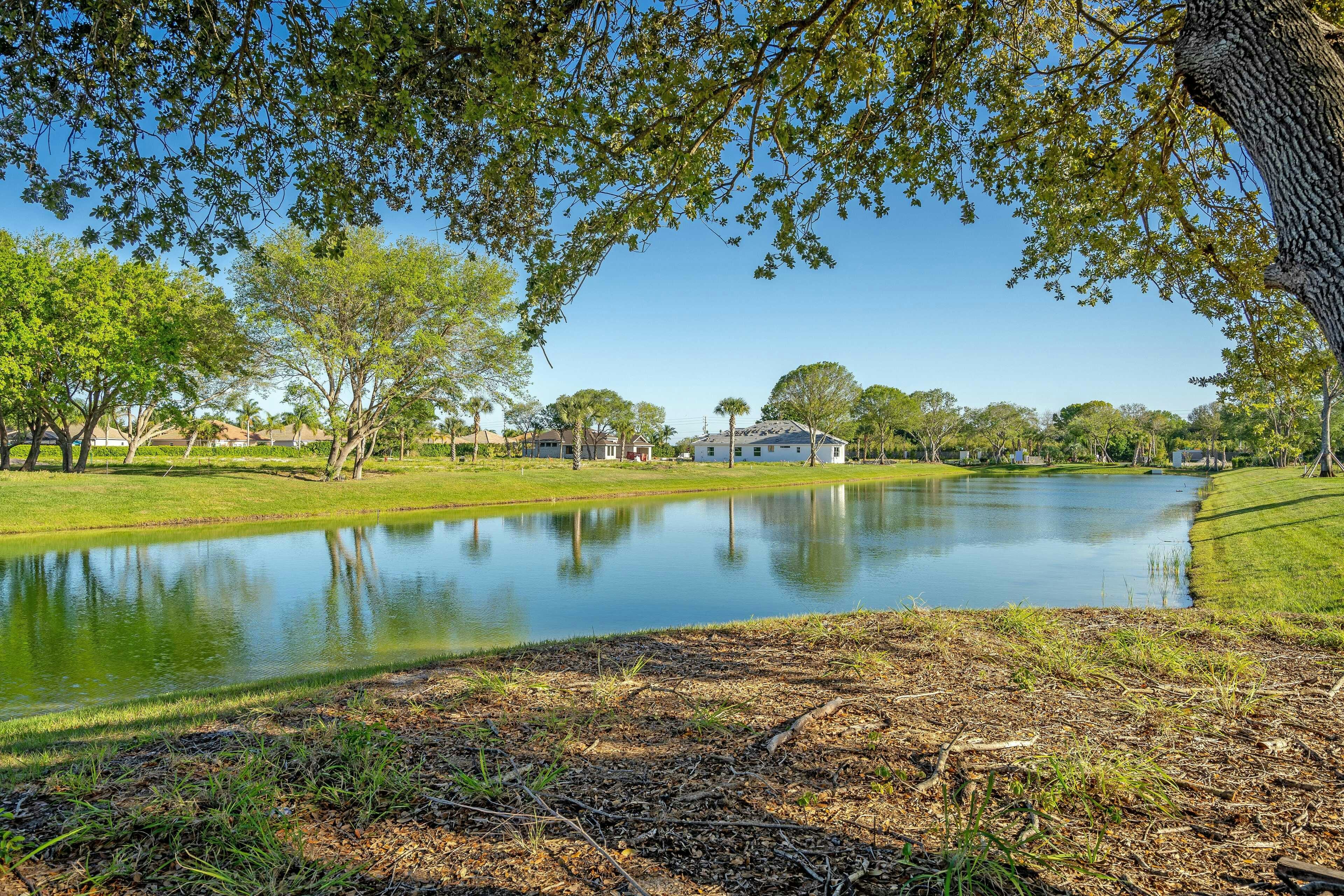 Lake view | Lucaya Pointe