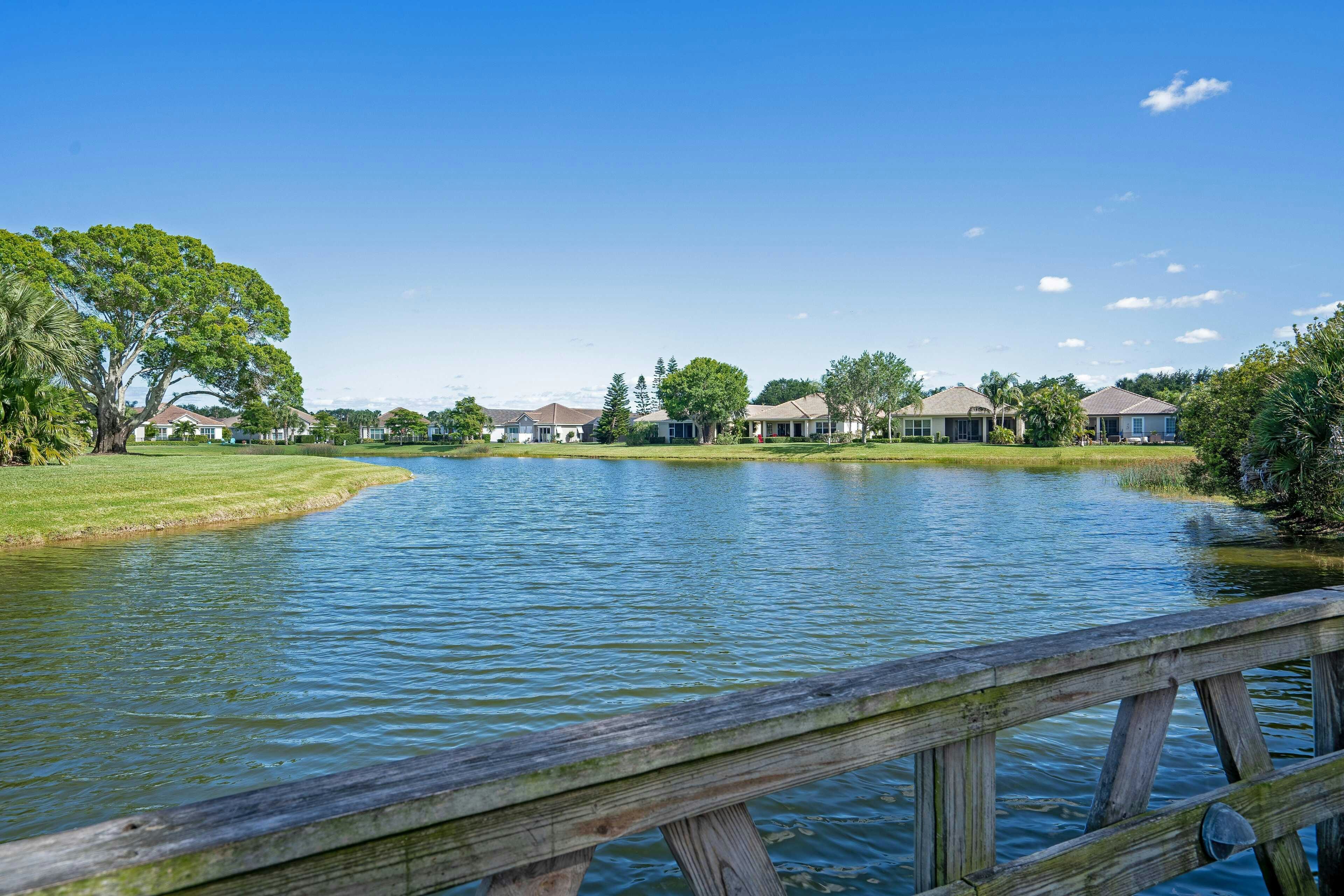 Expansive Lakes | The Falls at Grand Harbor