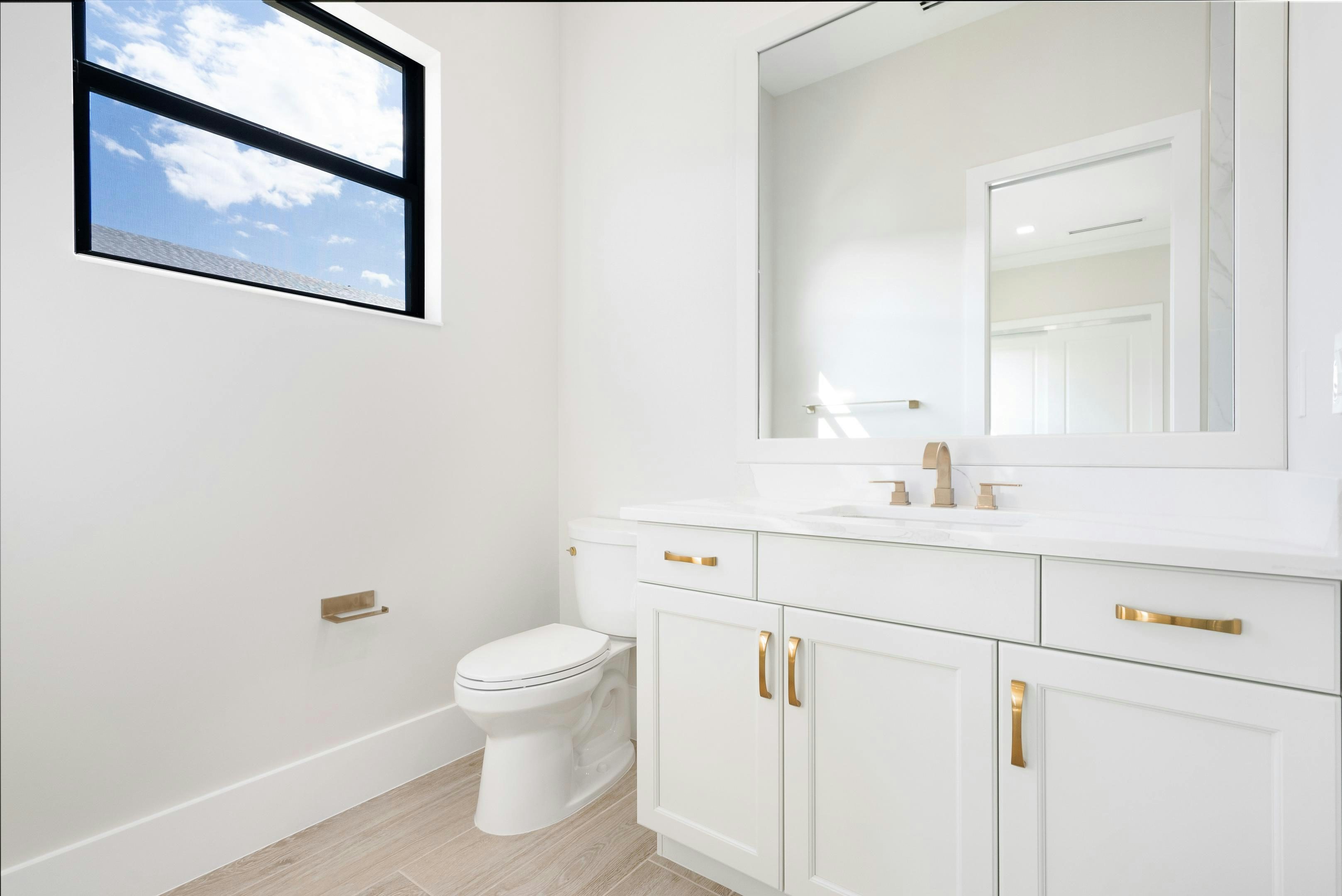 Powder Bath | 109 SE Via Verona