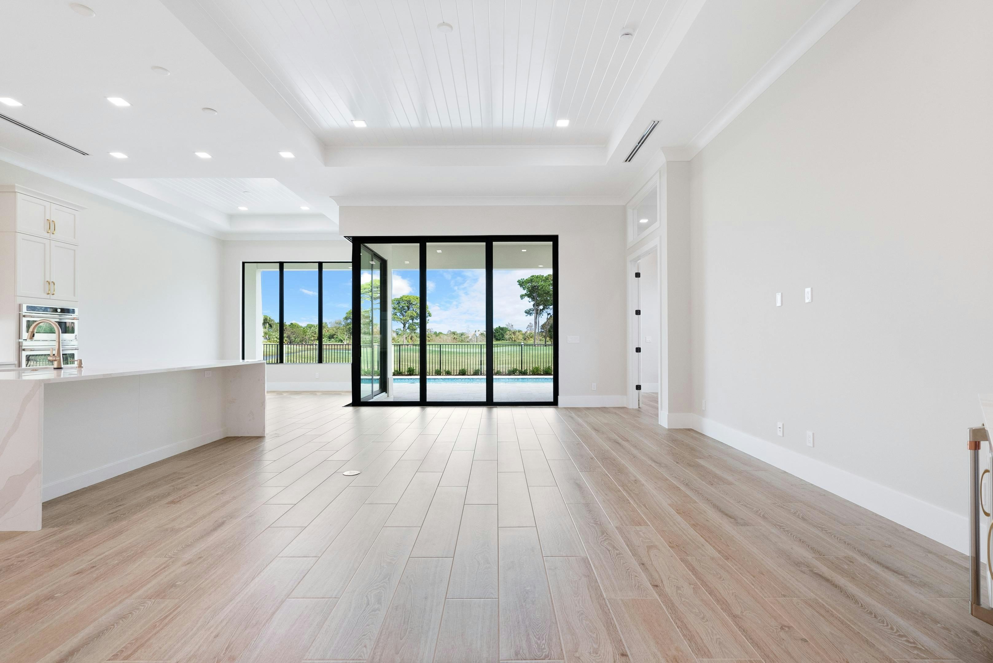 Great Room | 109 SE Via Verona