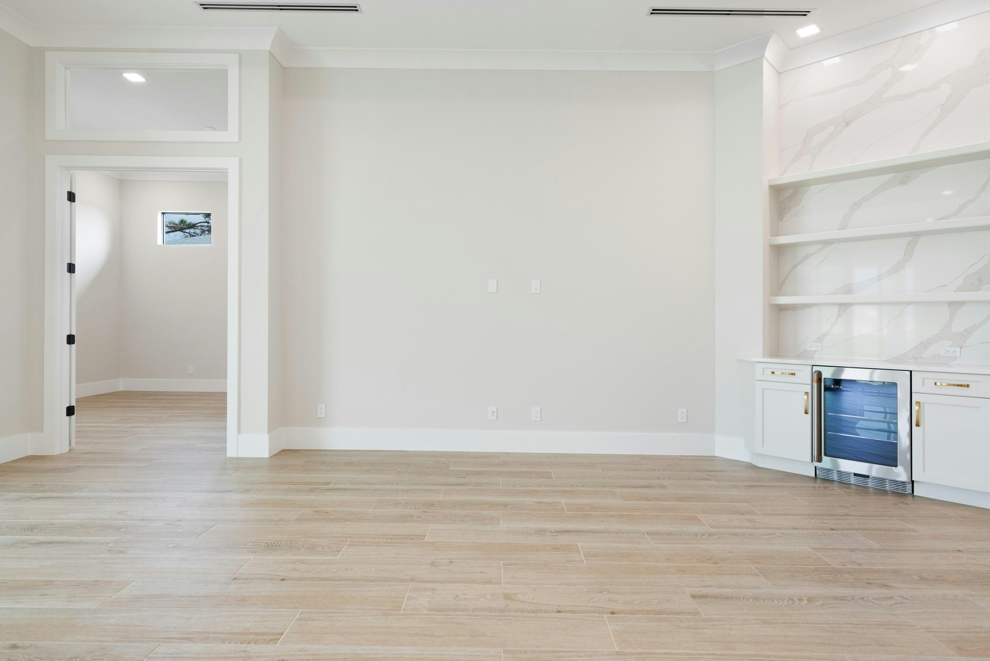 Great Room | 109 SE Via Verona