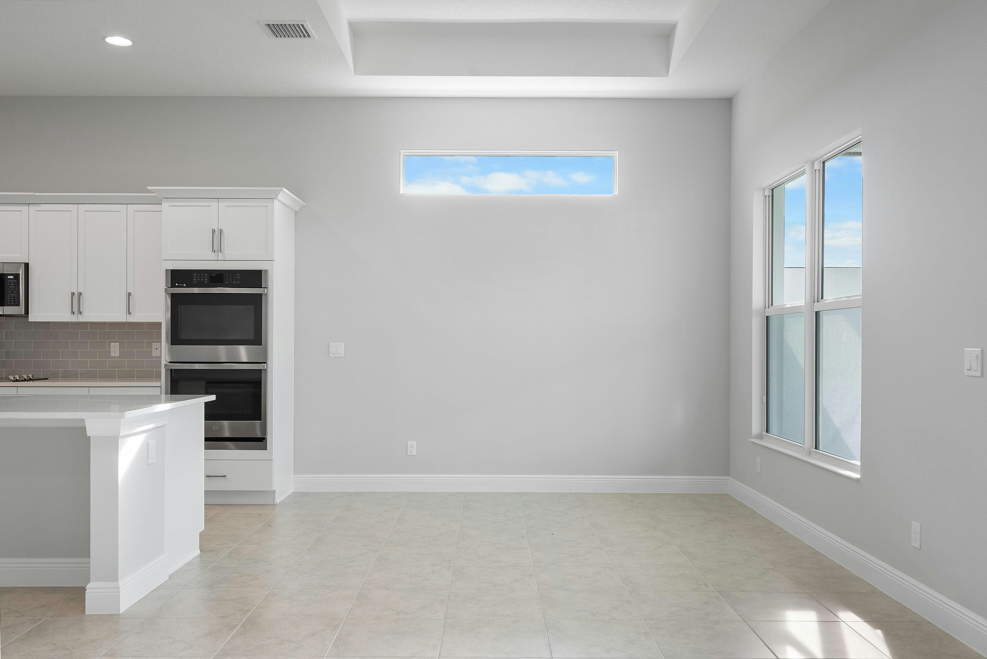 Dining | 12398 SW Sunrise Lake Terrace