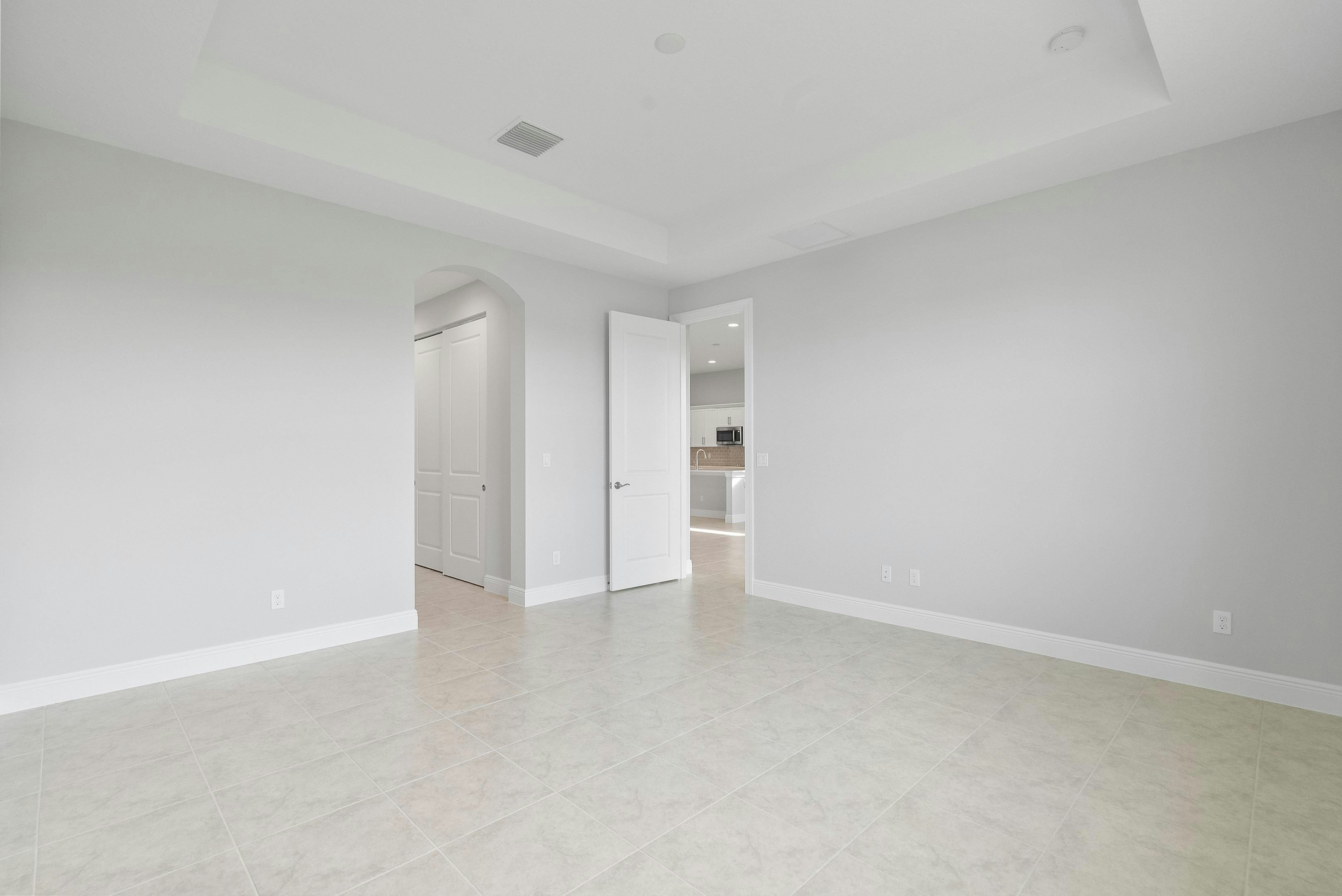 Master Suite | 12398 SW Sunrise Lake Terrace