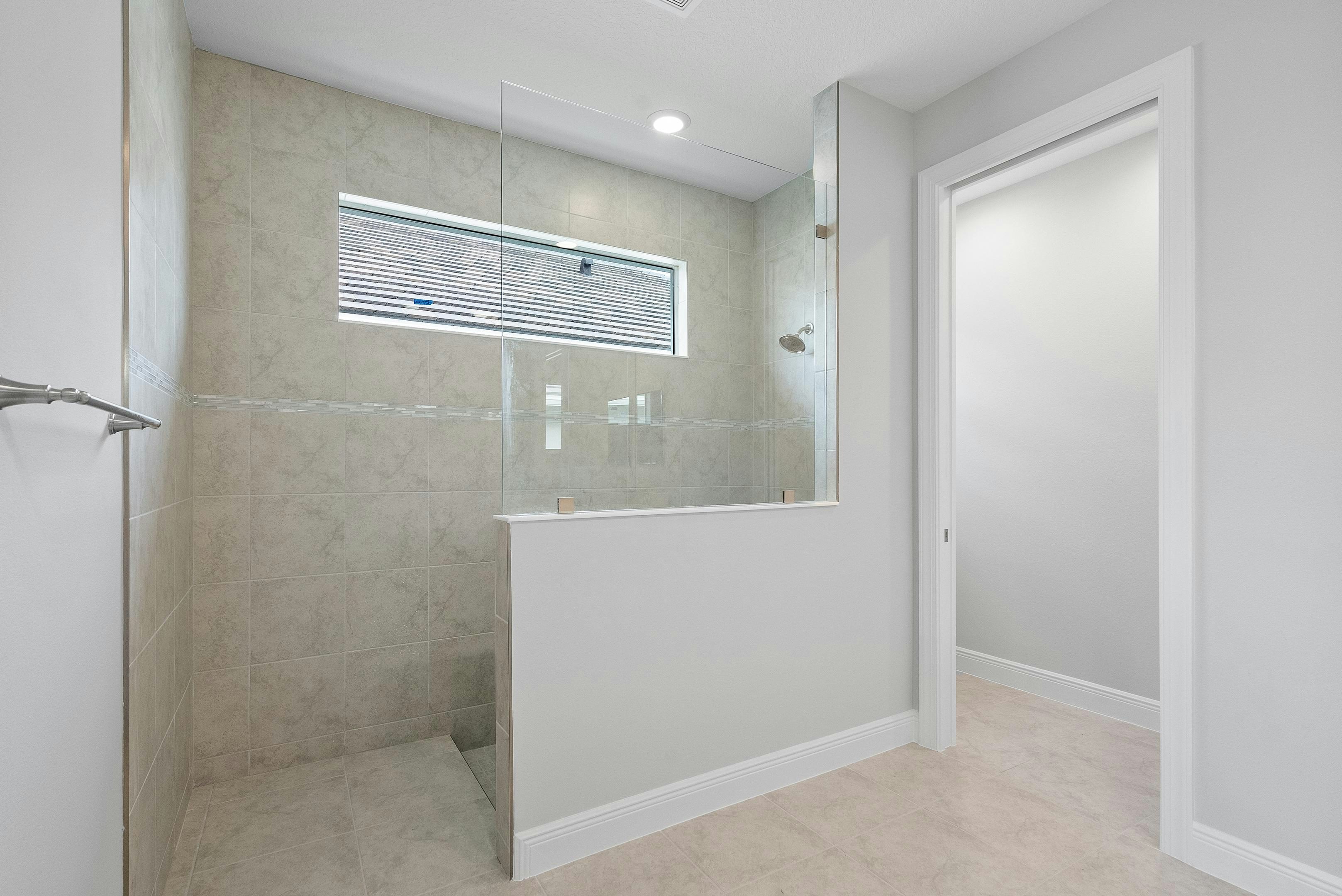 Master Bath Walk-in Shower | 12398 SW Sunrise Lake Terrace