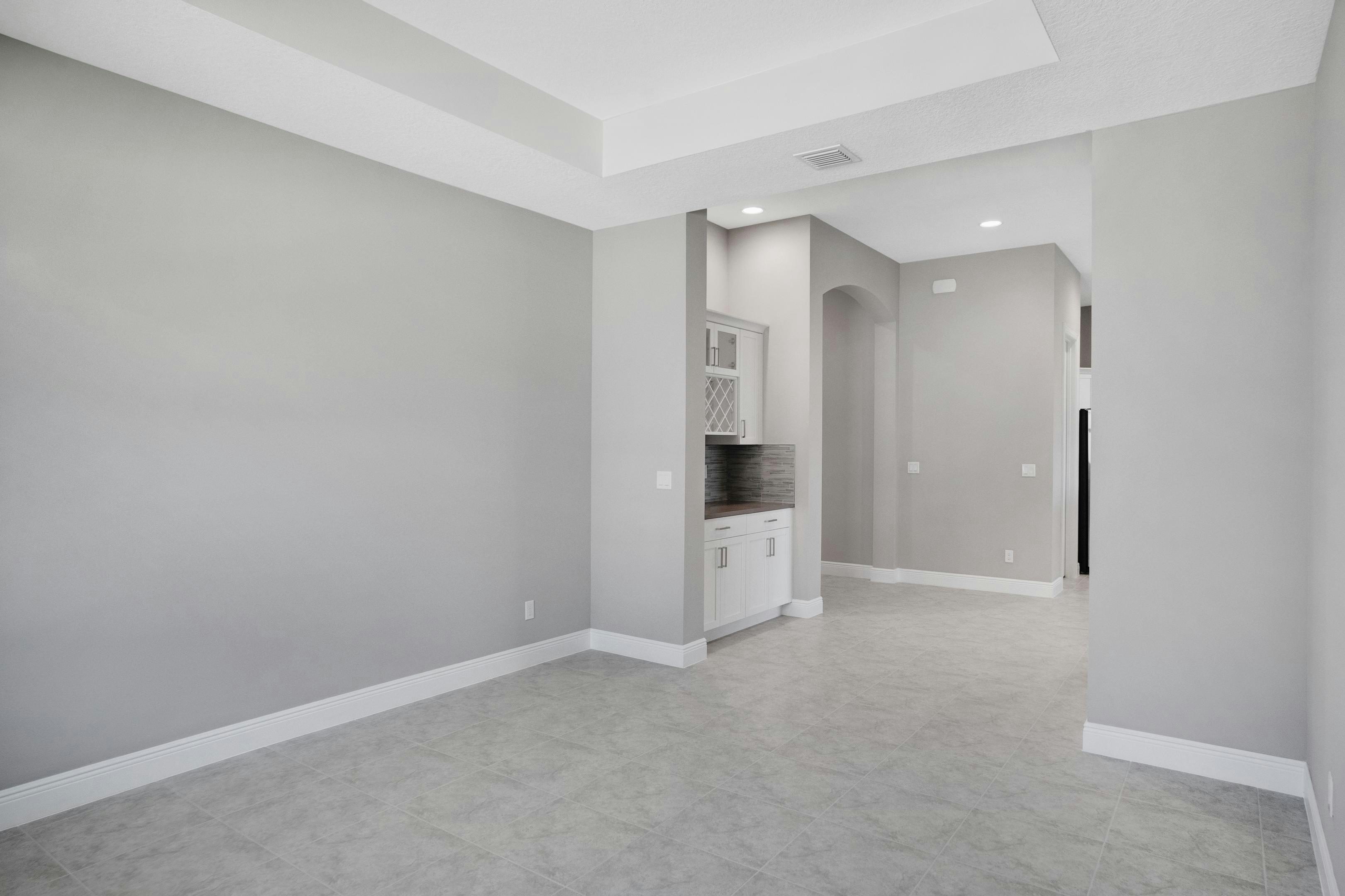 Dining | 12446 SW Sunrise Lake Terrace