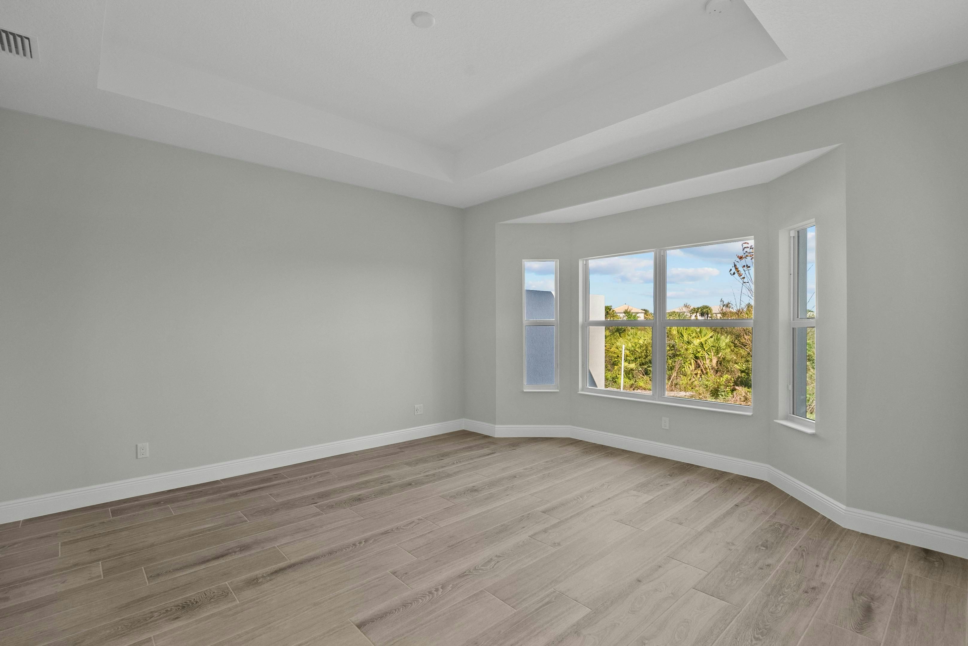 Master Suite | 12501 SW Sunrise Lake Terrace