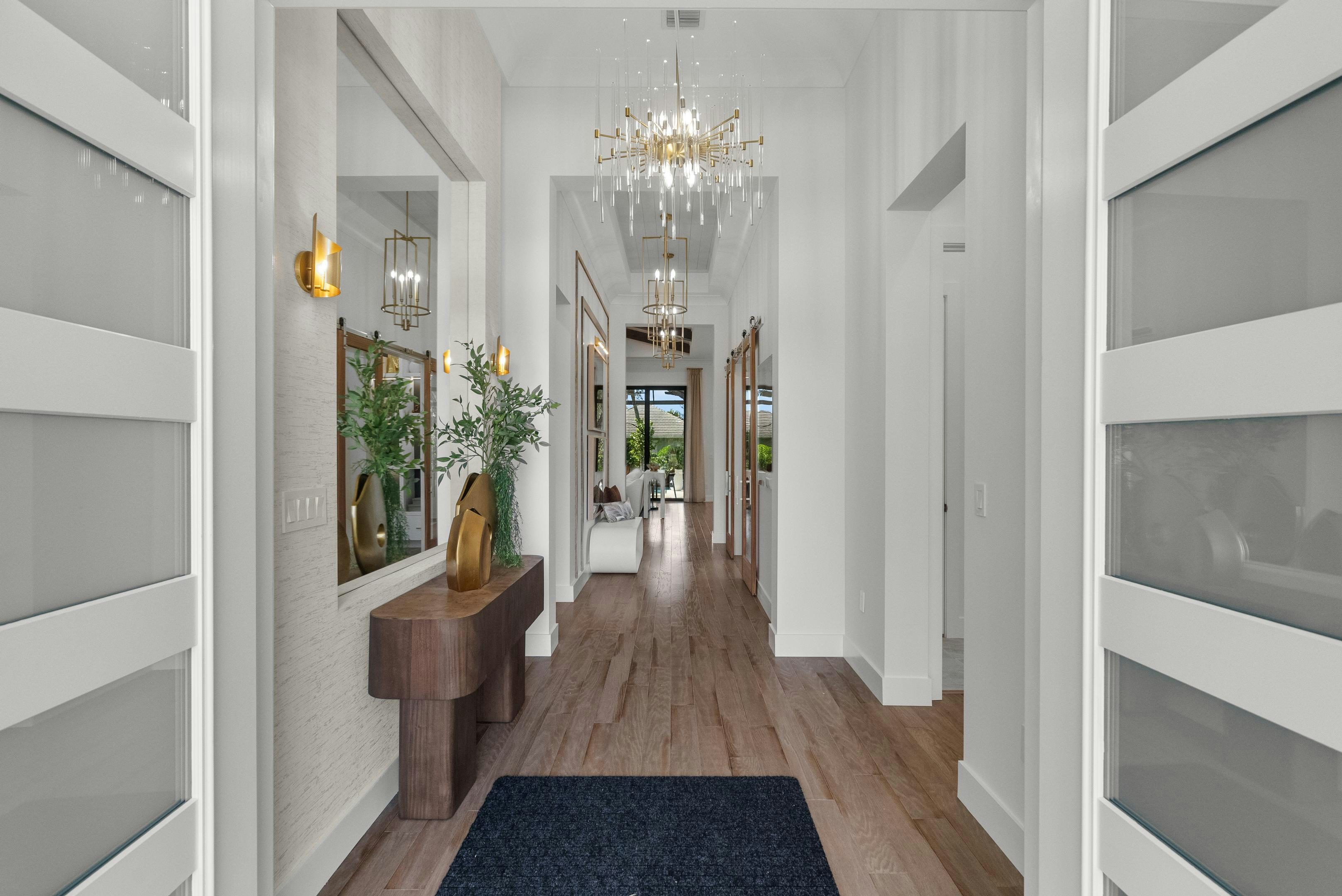 Foyer | Indigo Model