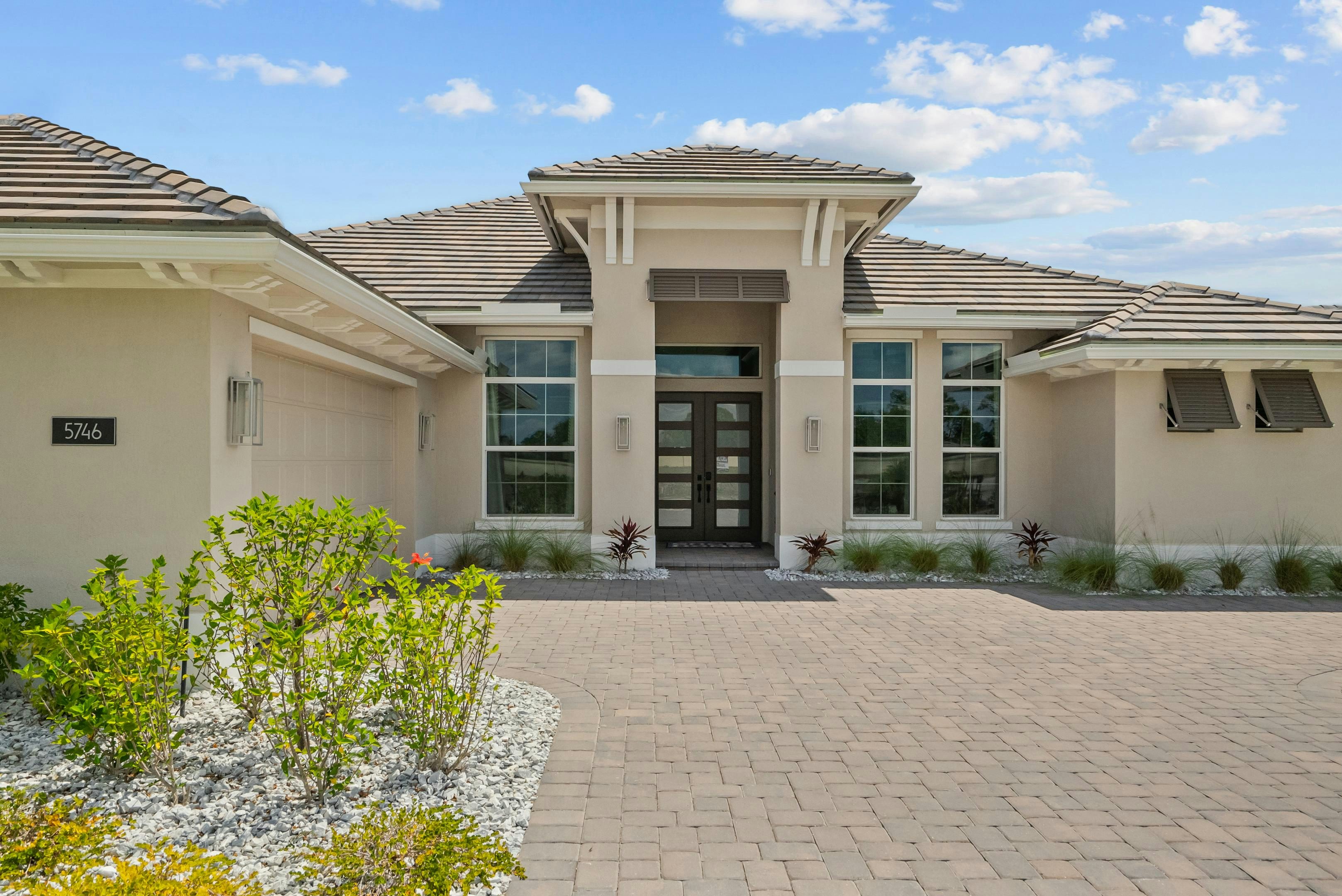 Front Elevation | Tavvo Signature Model