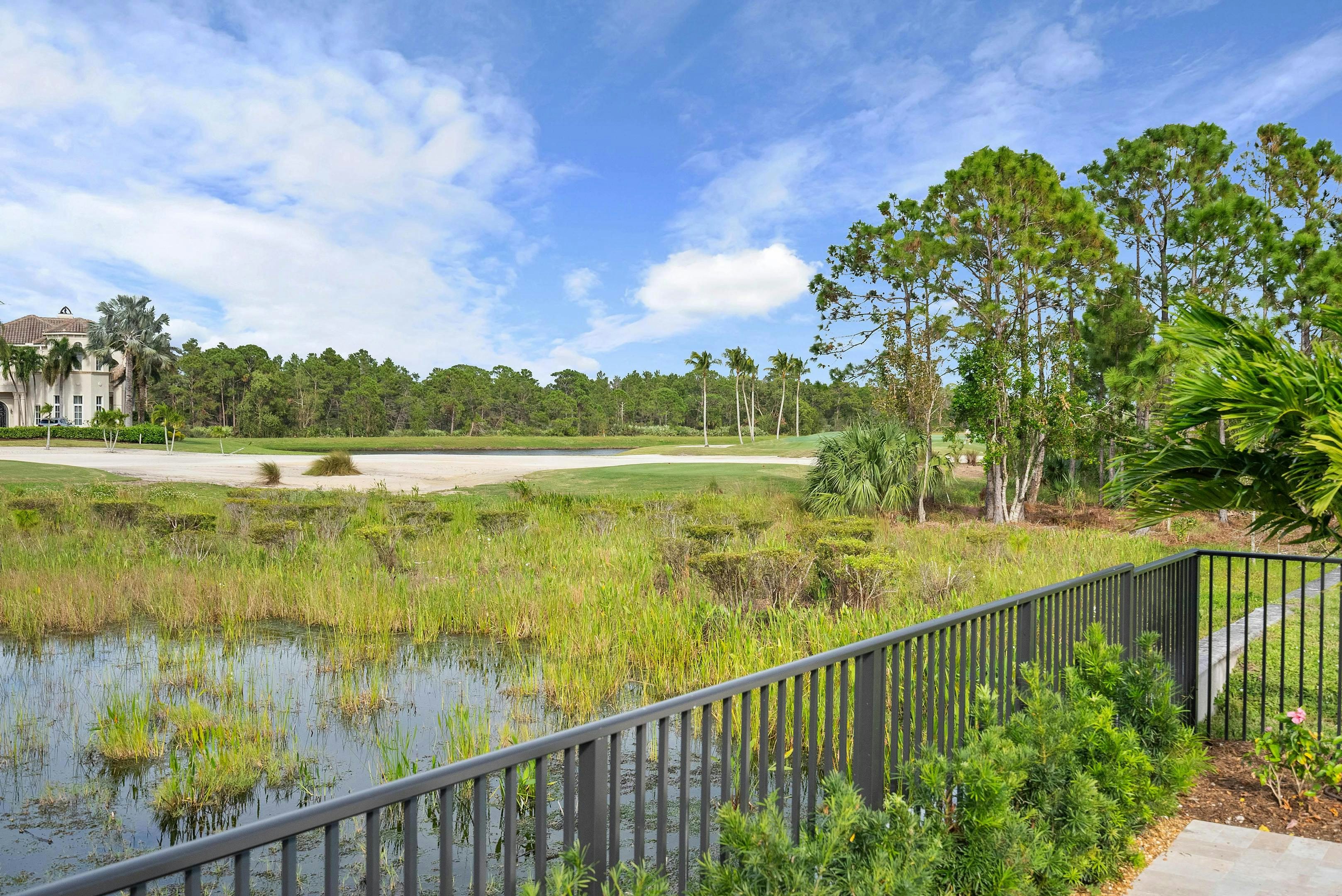 Golf View | 170 SE Rio Angelica