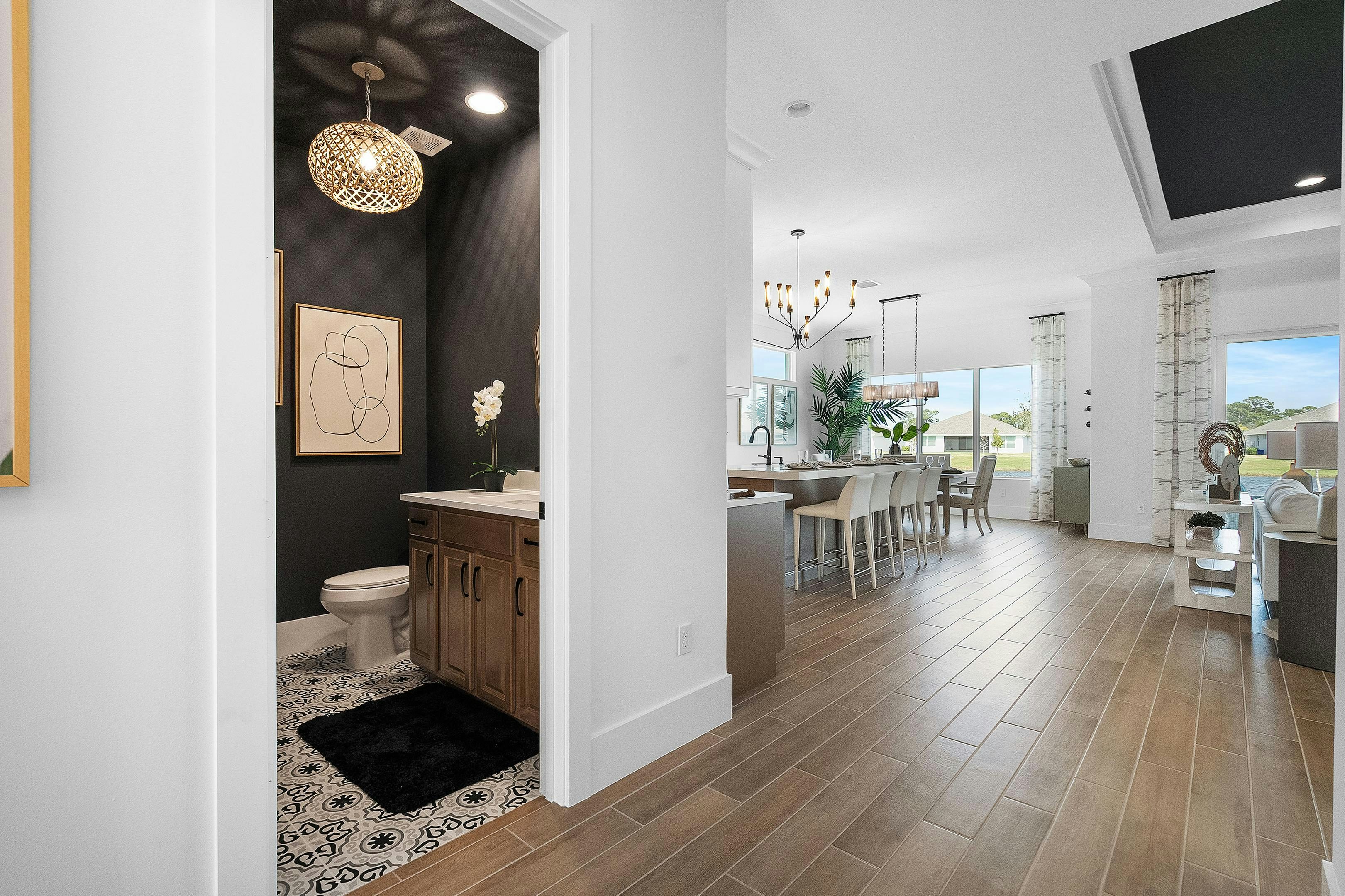 Foyer | Seraphina 23