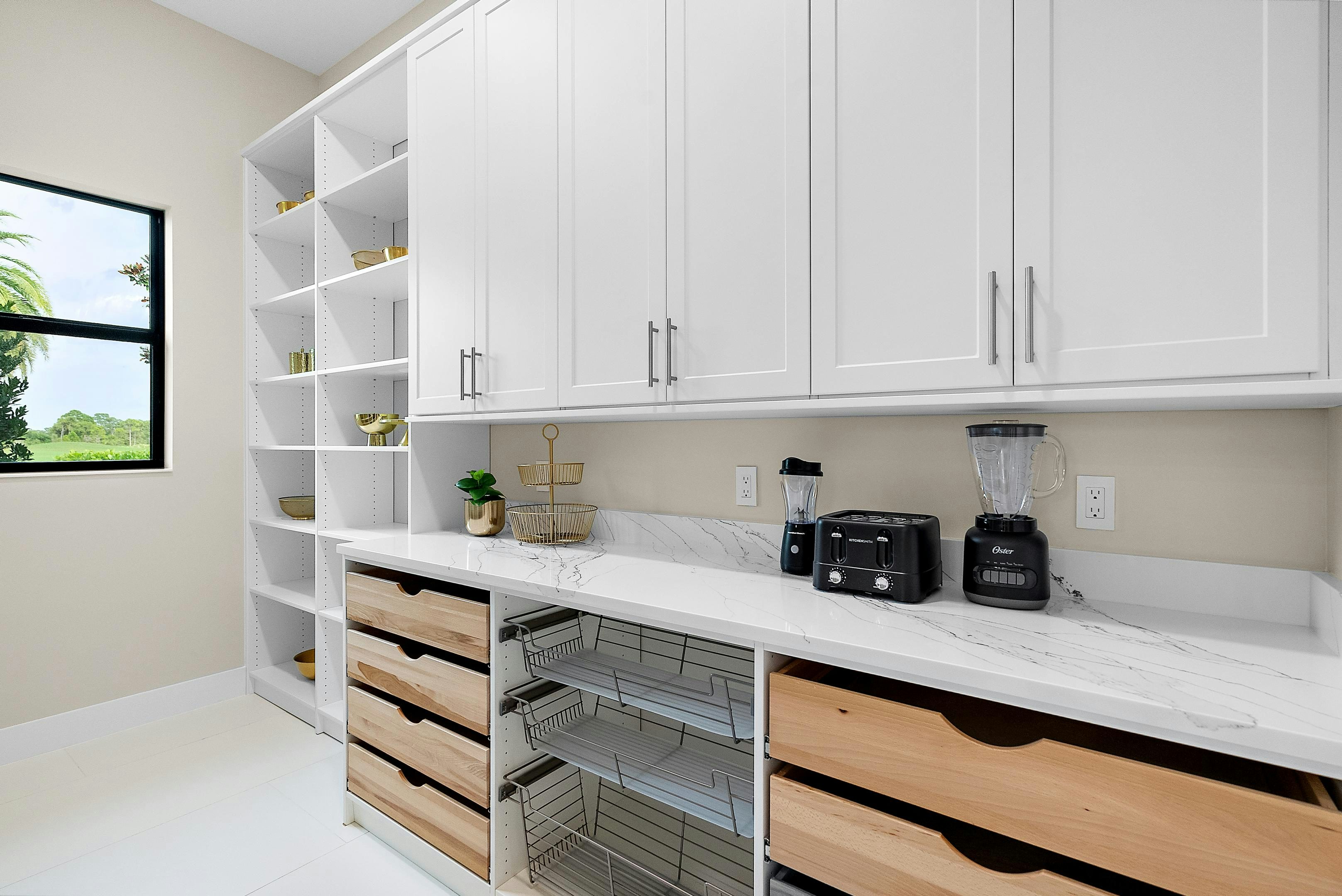 Pantry | Keenan Model