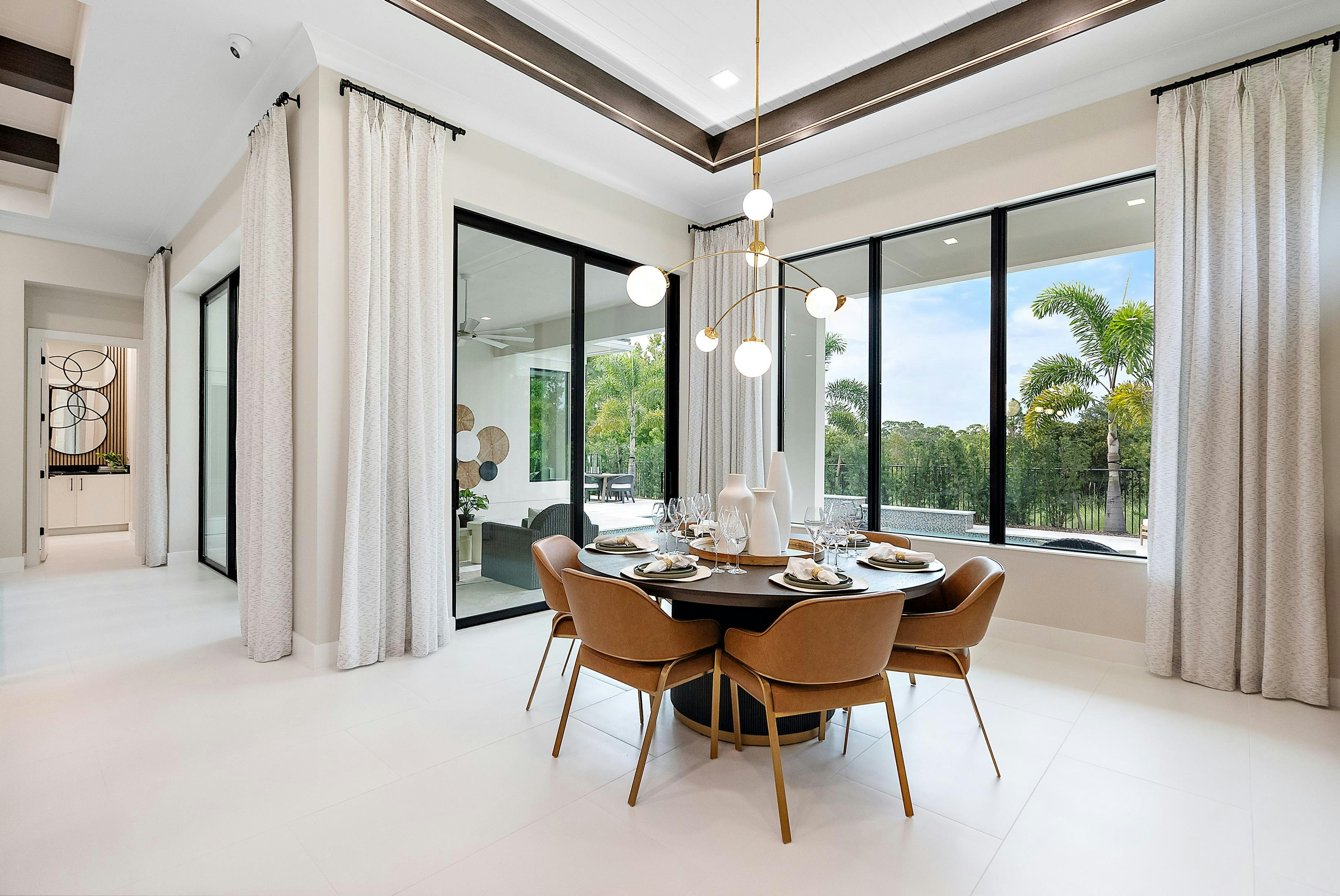 Dining | Keenan Model