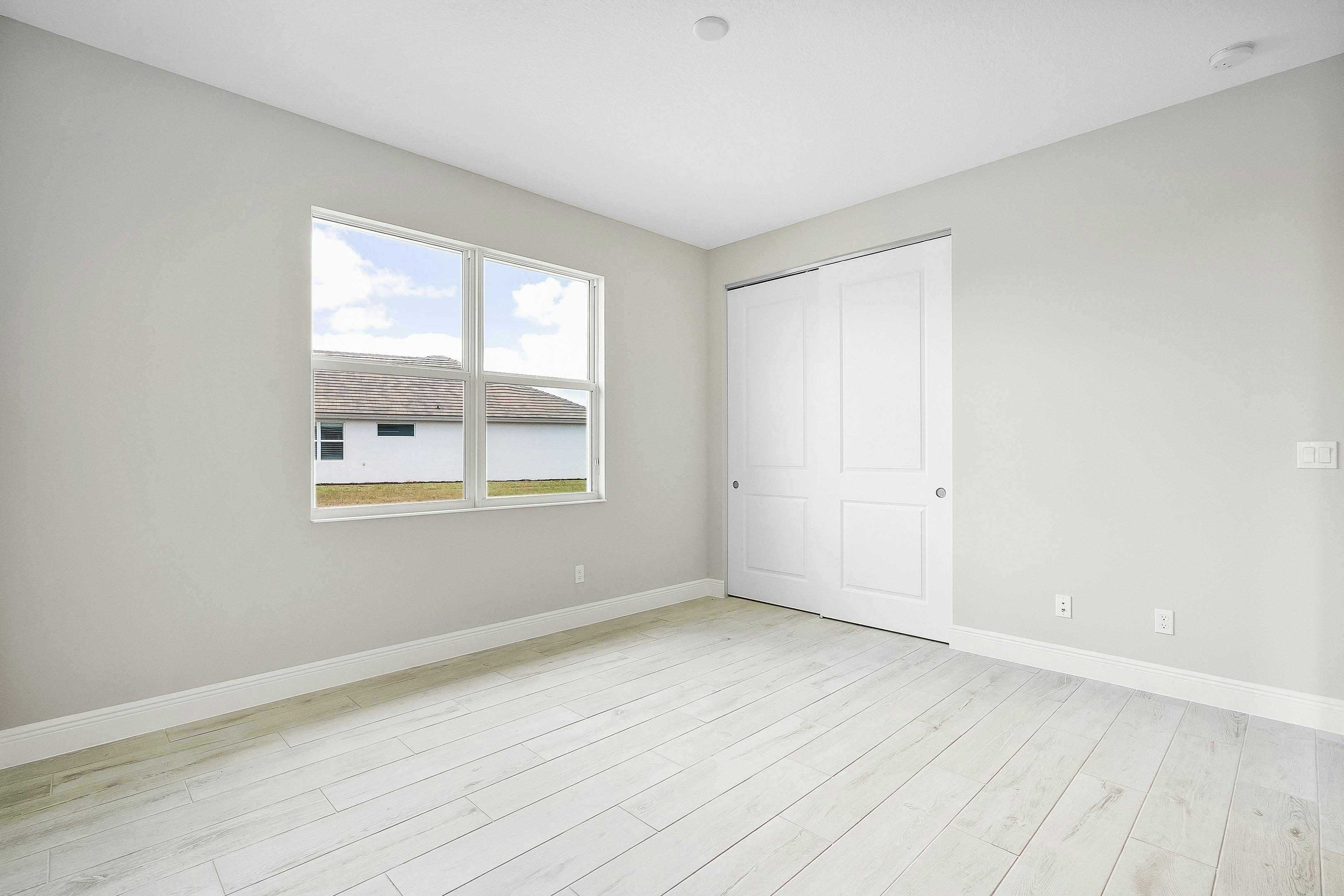 Den | 12471 SW Sunrise Lake Terrace