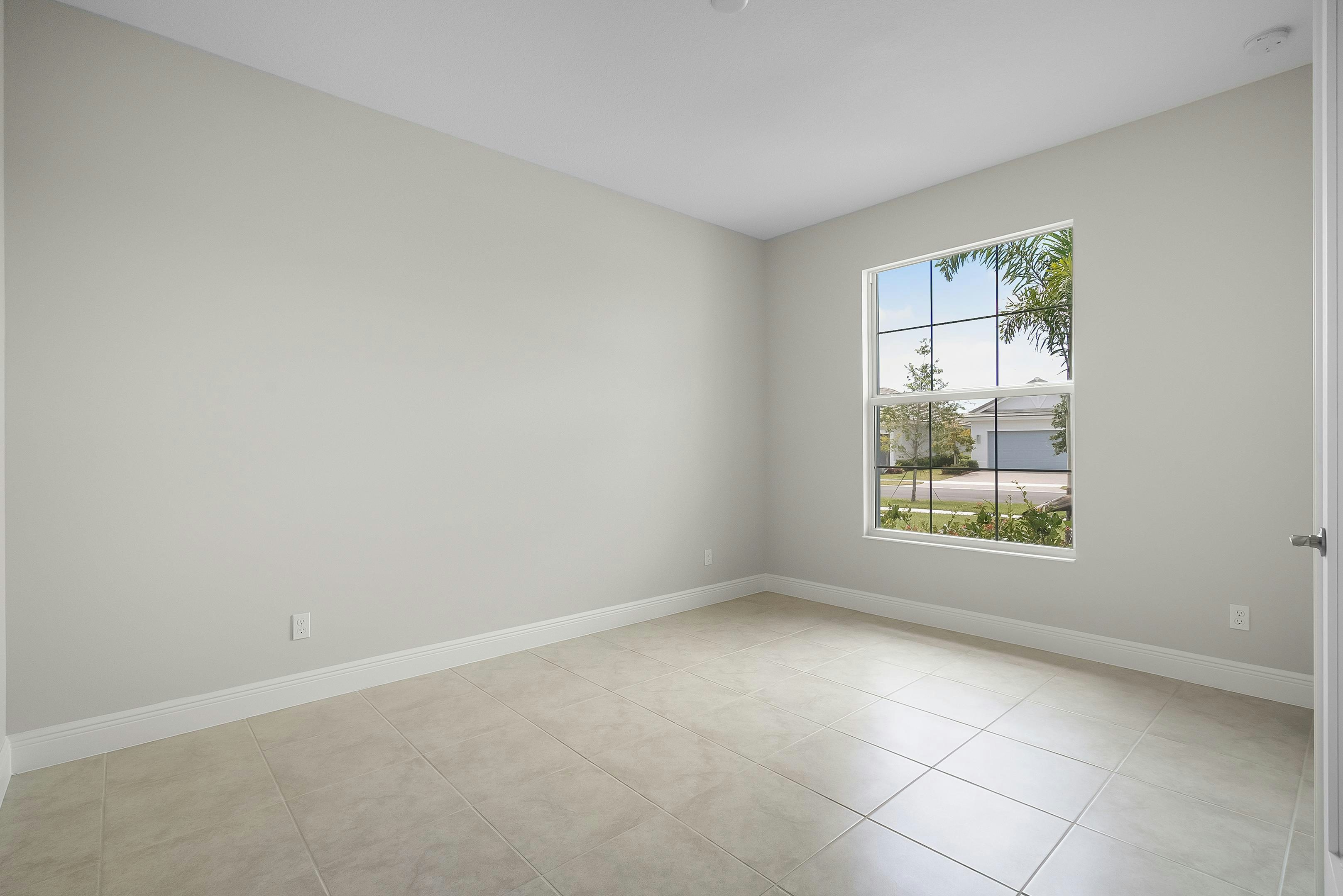 Den | 12507 SW Sunrise Lake Terrace