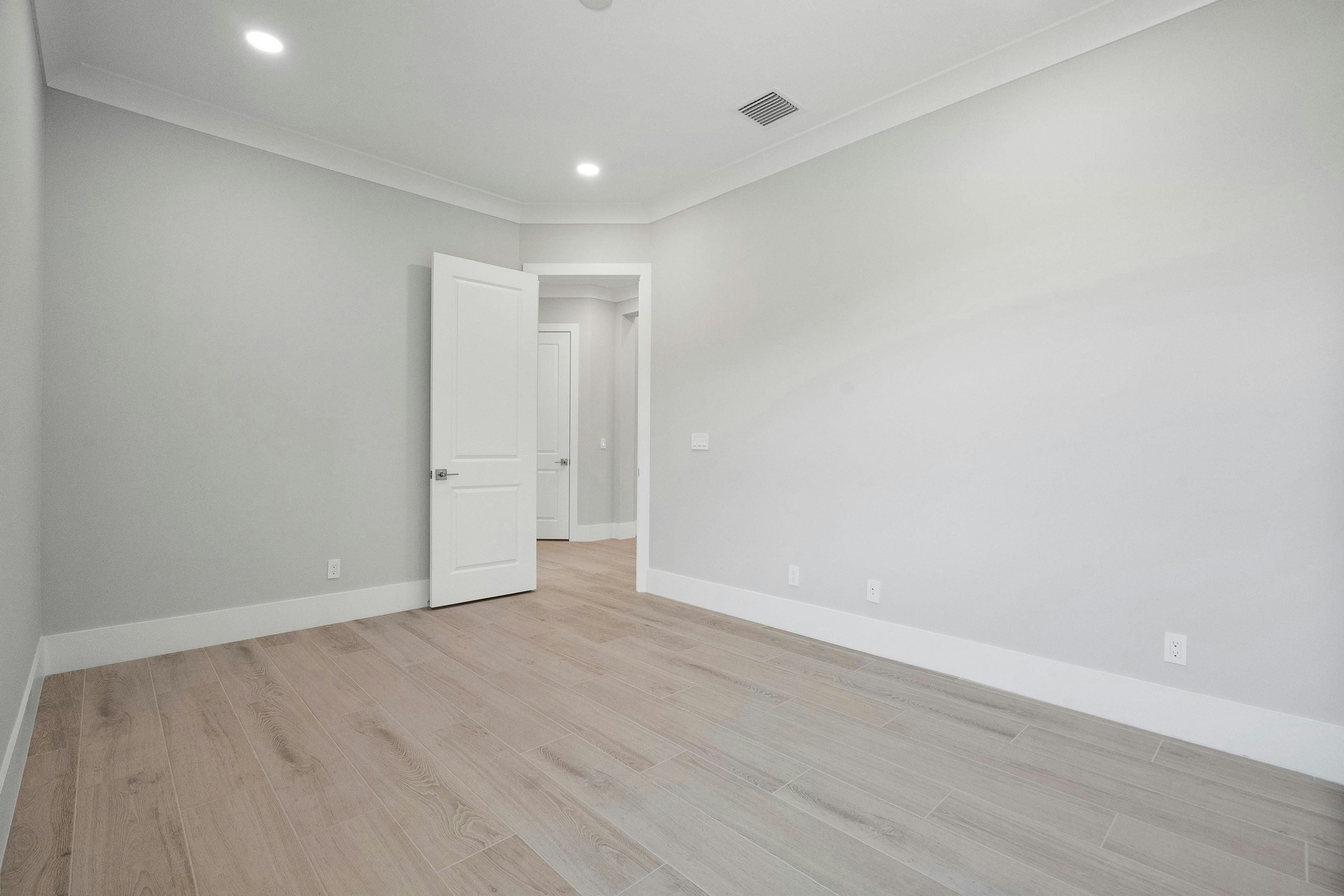 Bedroom 3 | 129 Strand Drive