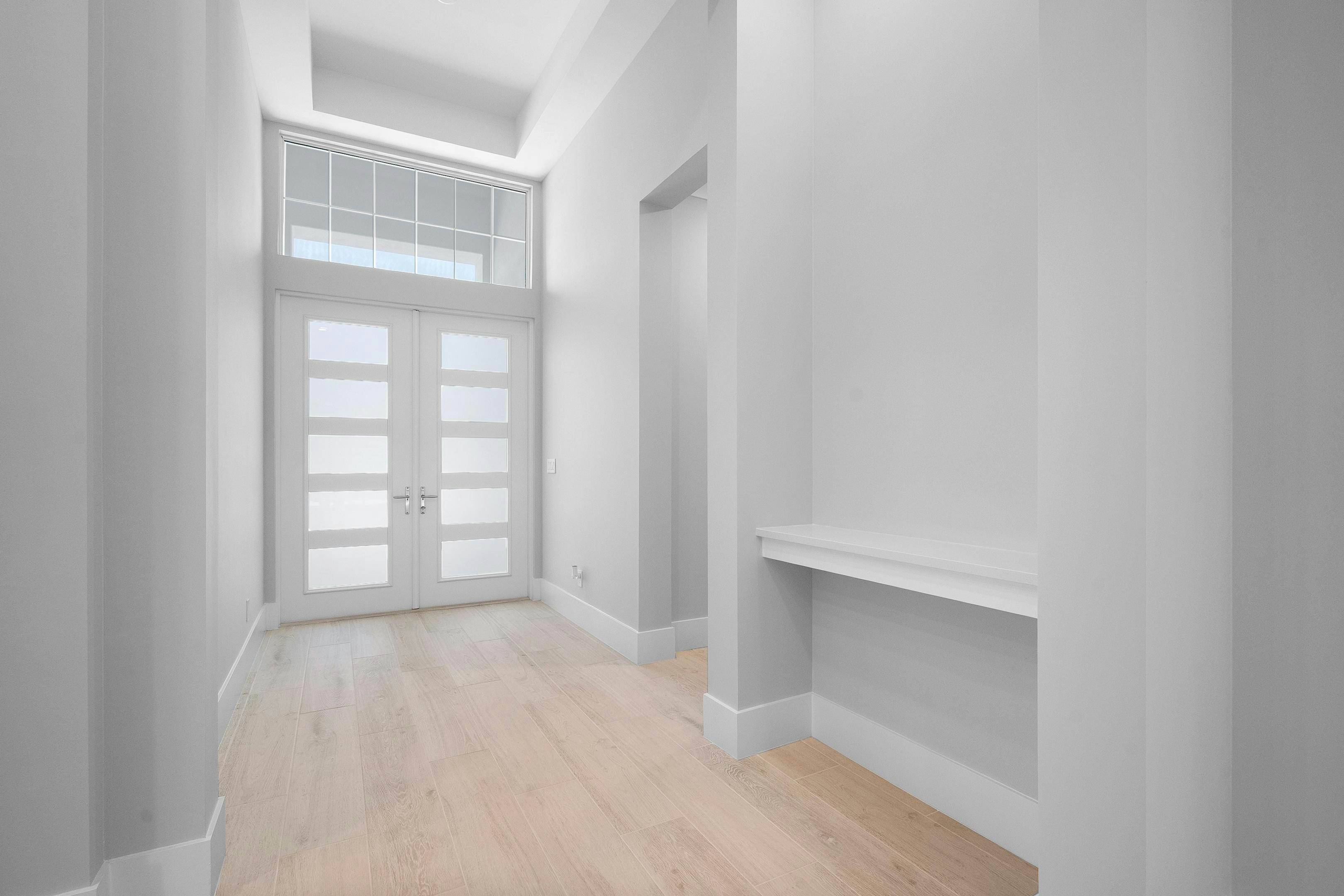 Foyer | 129 Strand Drive