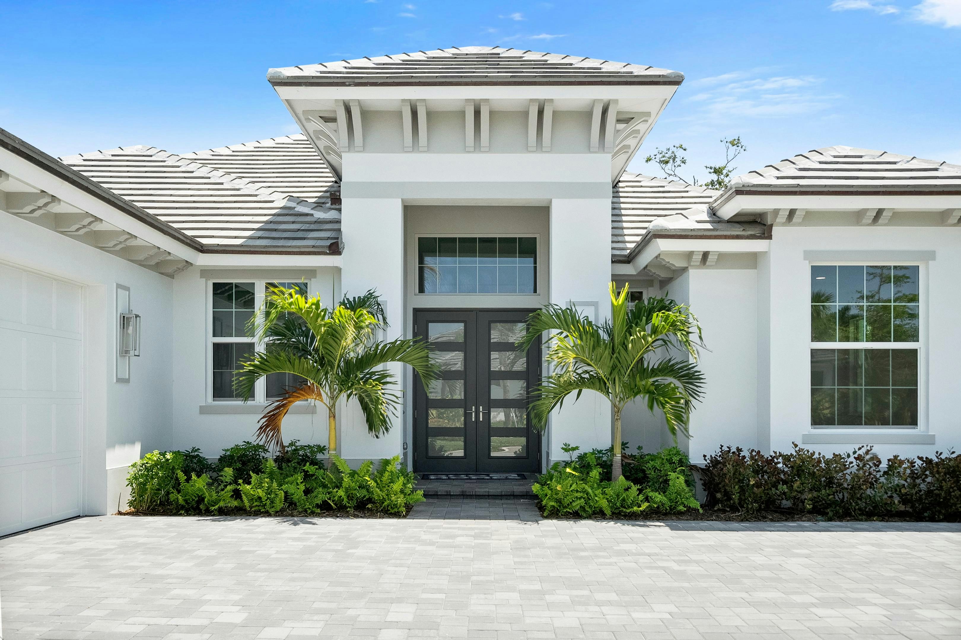 Front Elevation Detail | 129 Strand Drive