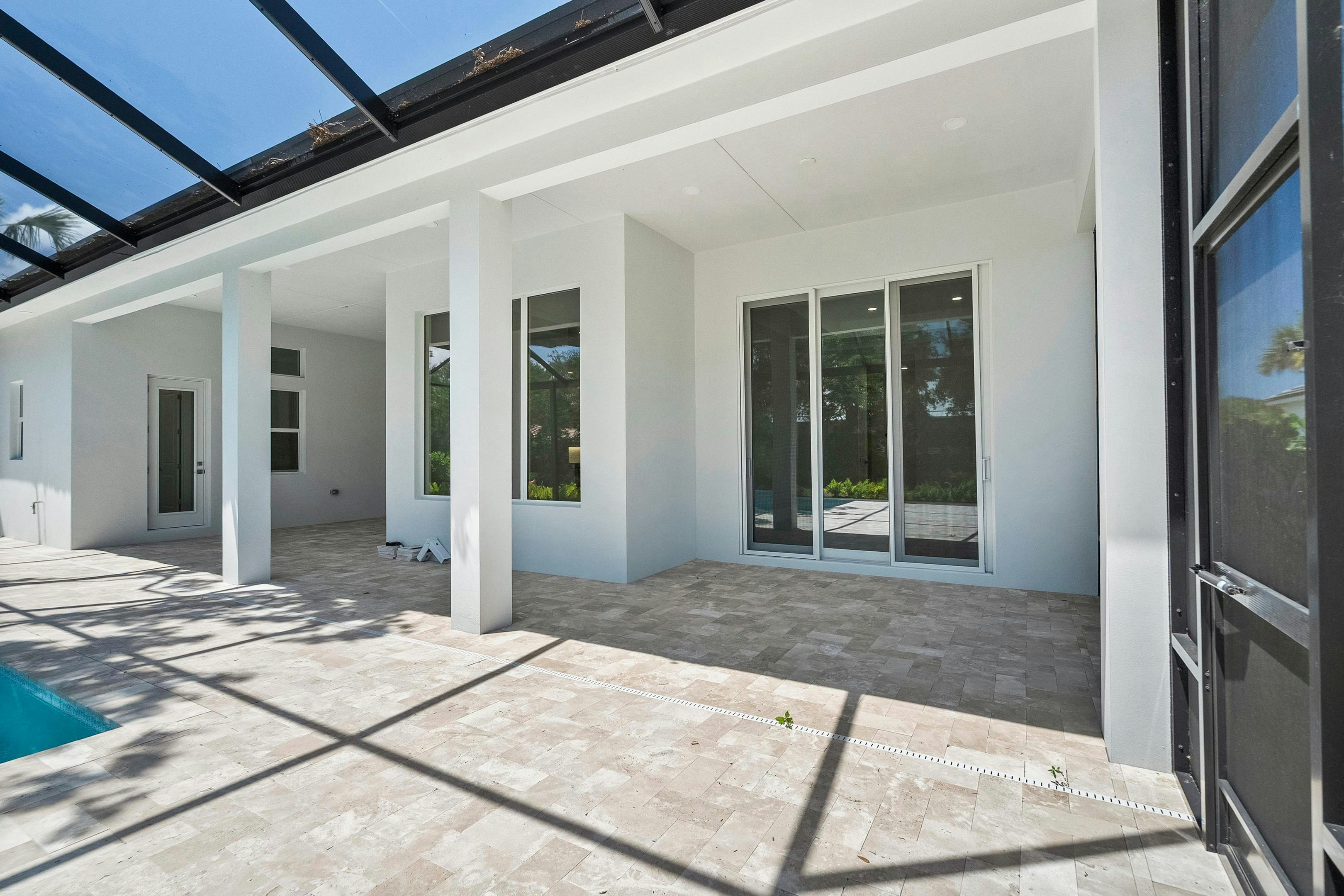 Lanai | 129 Strand Drive