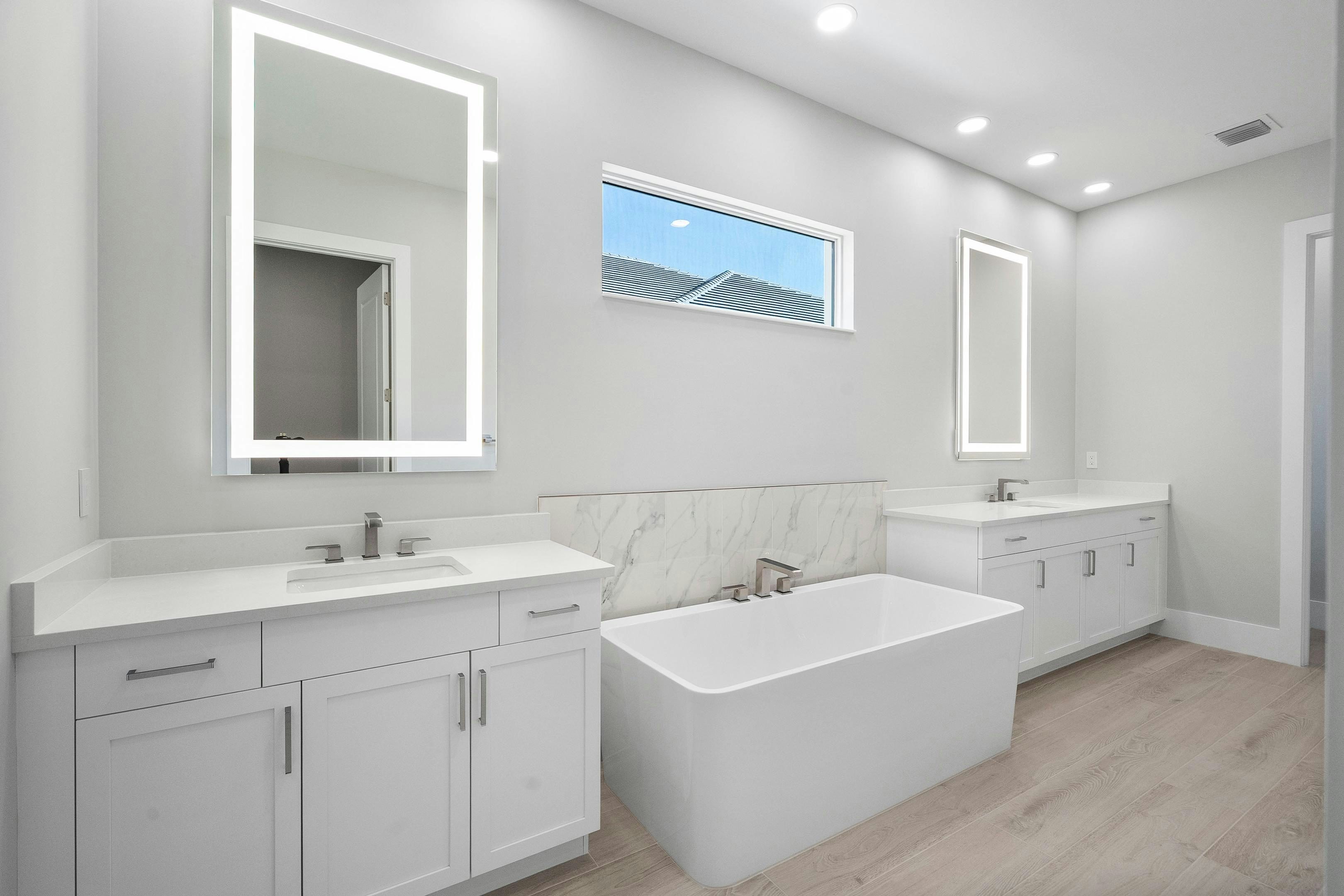 Master Bath | 129 Strand Drive
