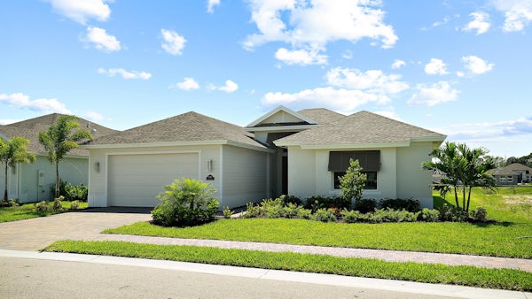 Front Elevation | 6418 High Pointe Circle Front Elevation | 6418 High Pointe Circle