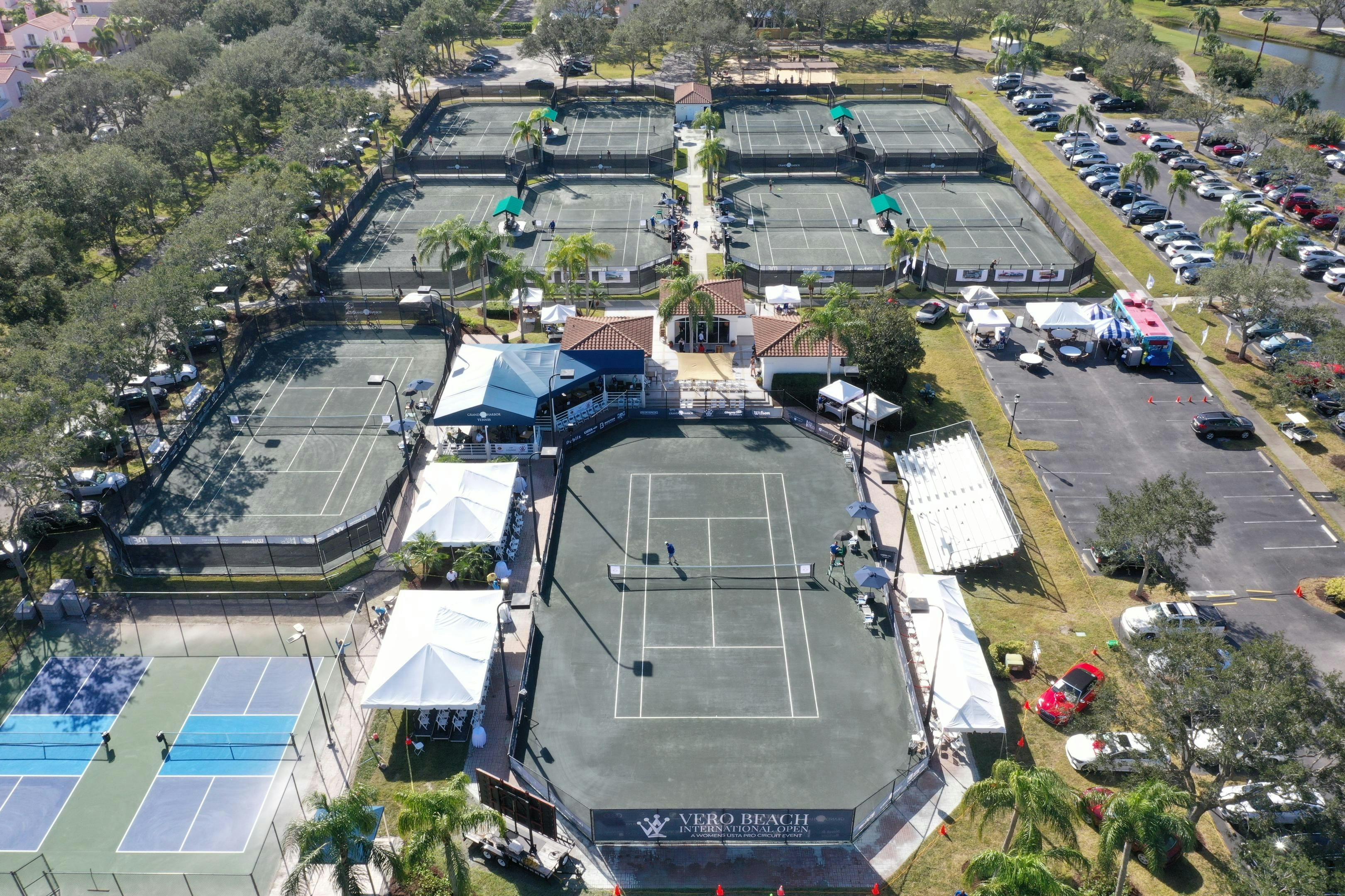 Tennis Complex | Grand Harbor Racquet Complex