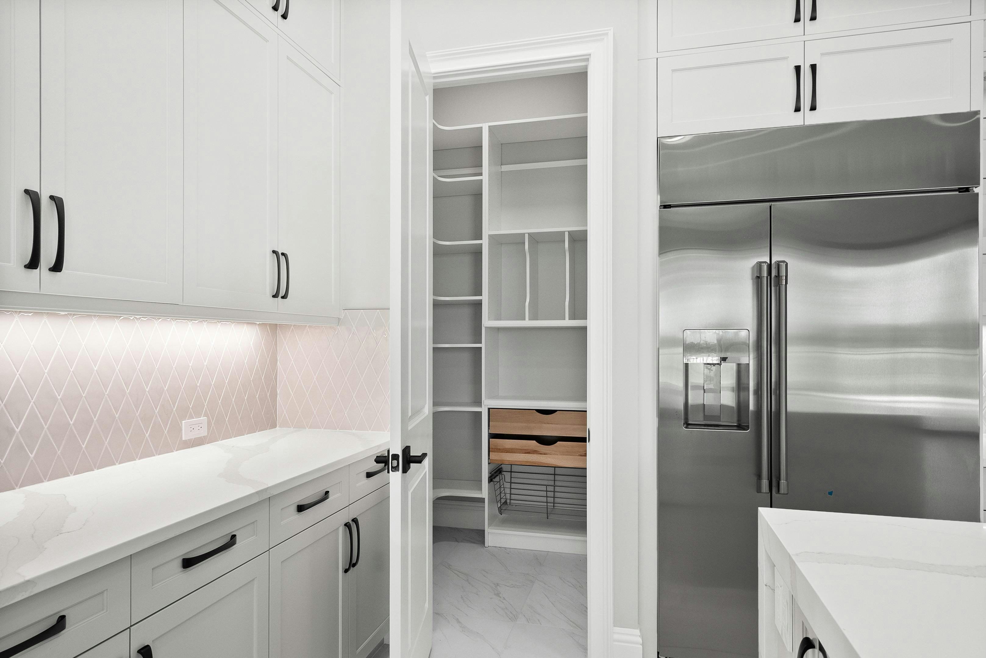 Kitchen | 107 SE Via Verona | Stella