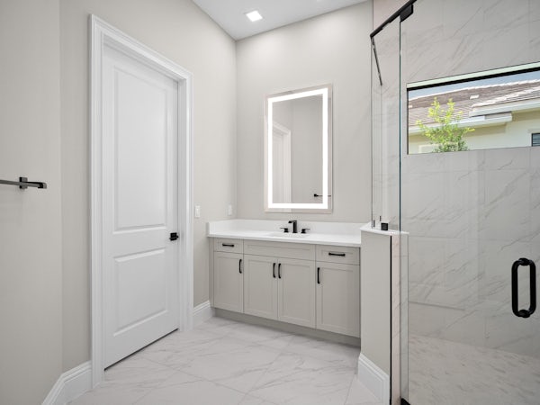 Master Bath | 107 SE Via Verona | Stella Master Bath | 107 SE Via Verona | Stella