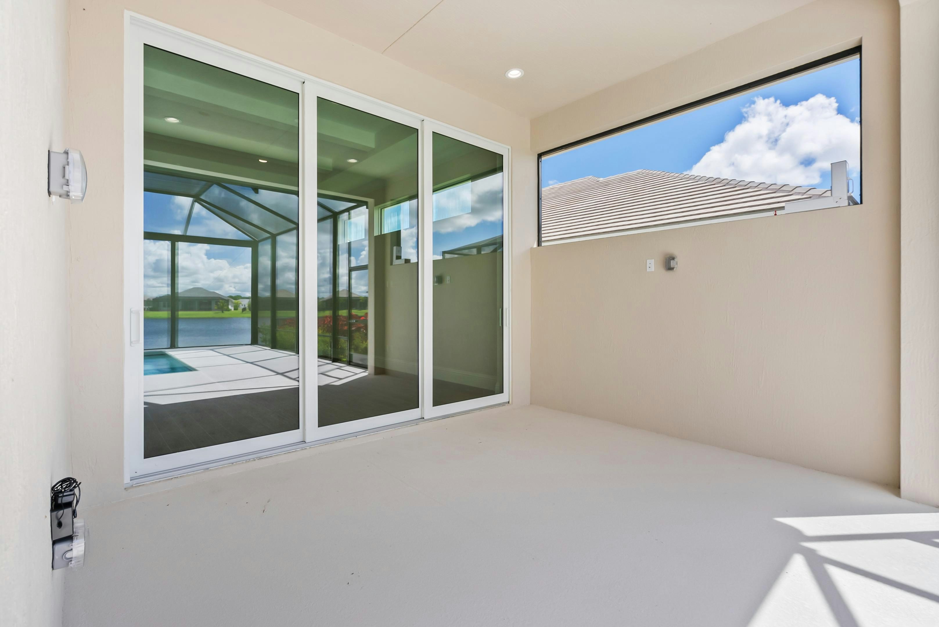 Lanai | 9404 SW Pinnacle Pl