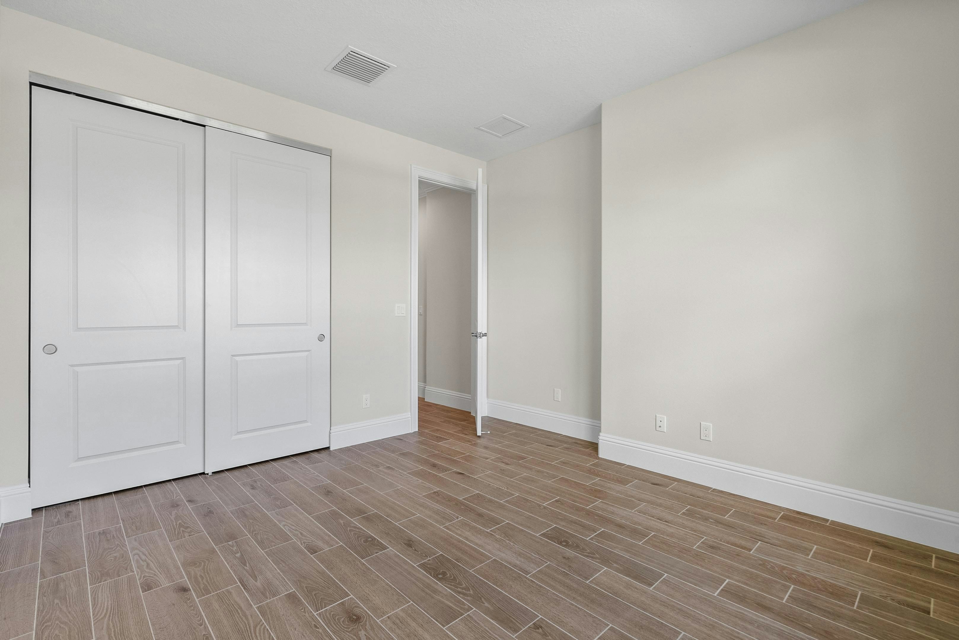 Secondary Bedroom | 9404 SW Pinnacle Pl