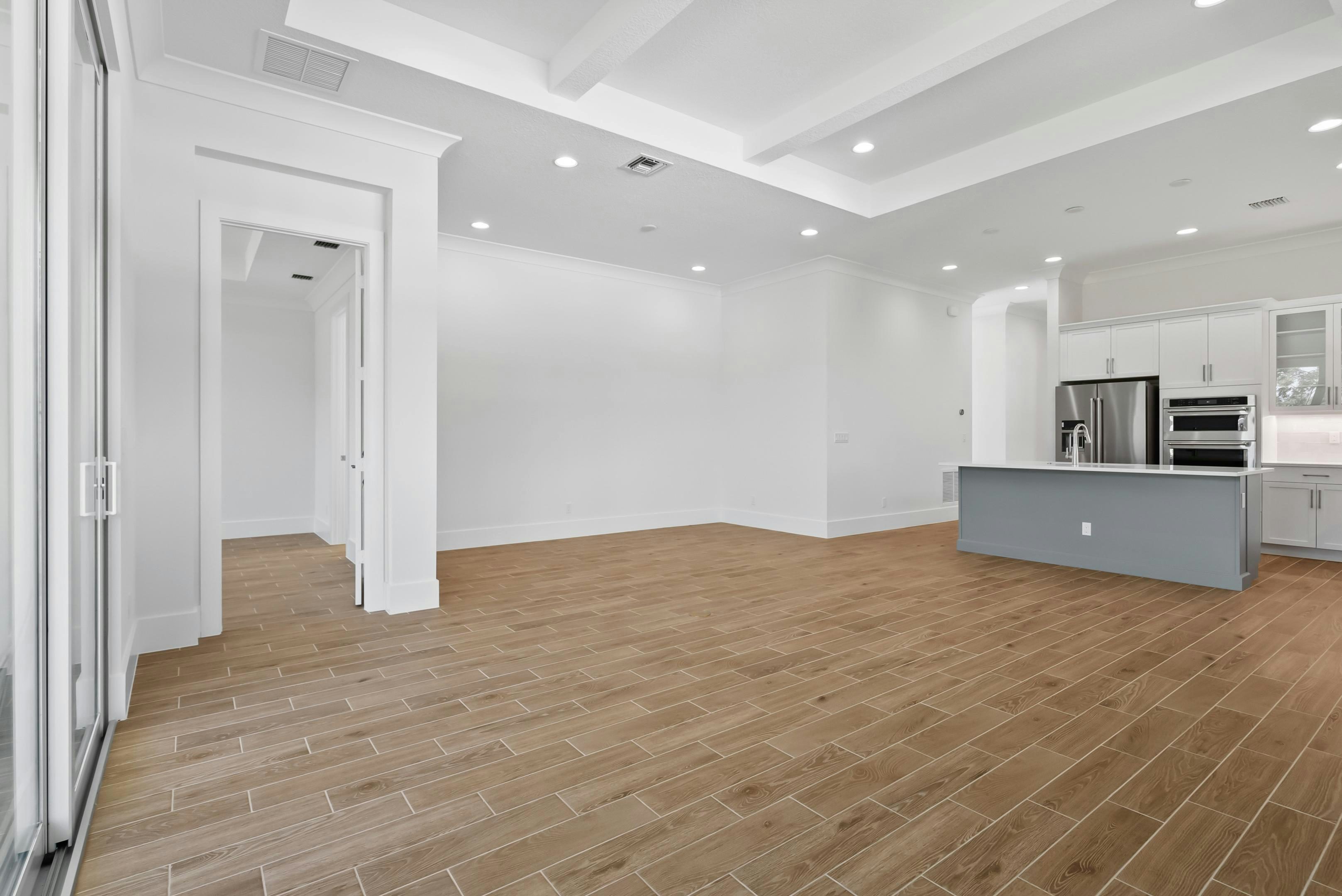 Great Room | 2144 Falls Manor