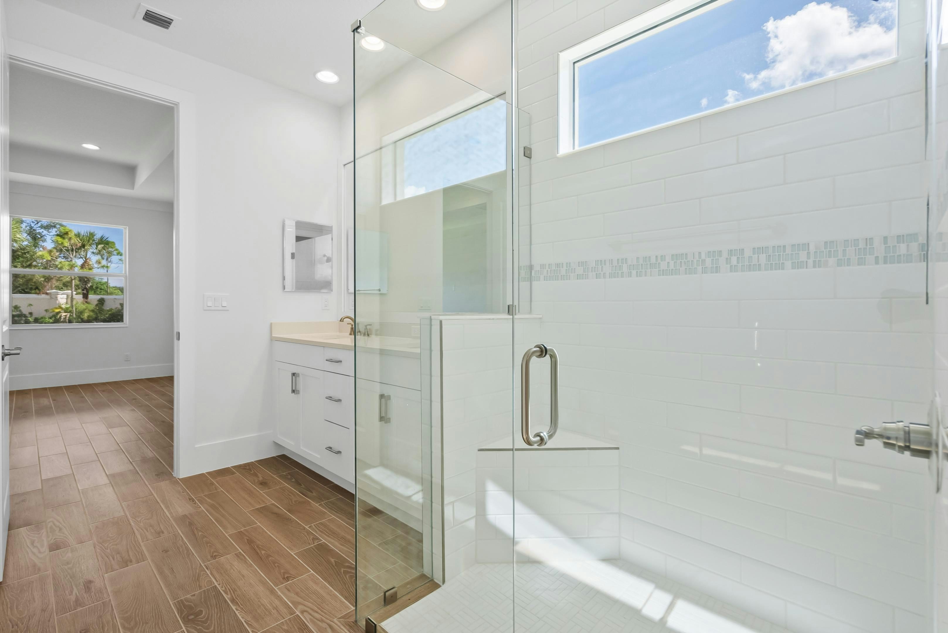 Master Bath | 2144 Falls Manor