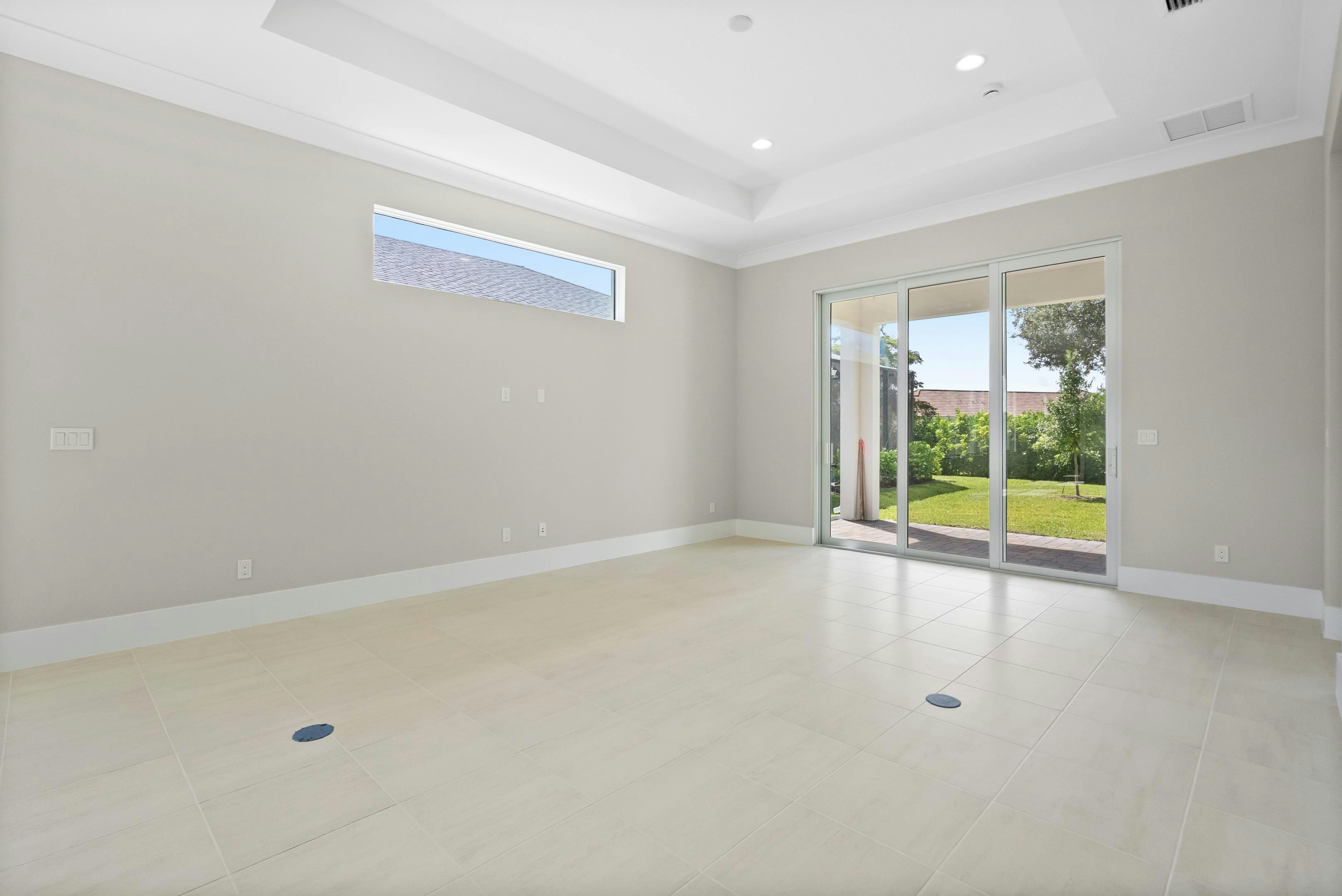 Great Room | 2147 Falls Manor