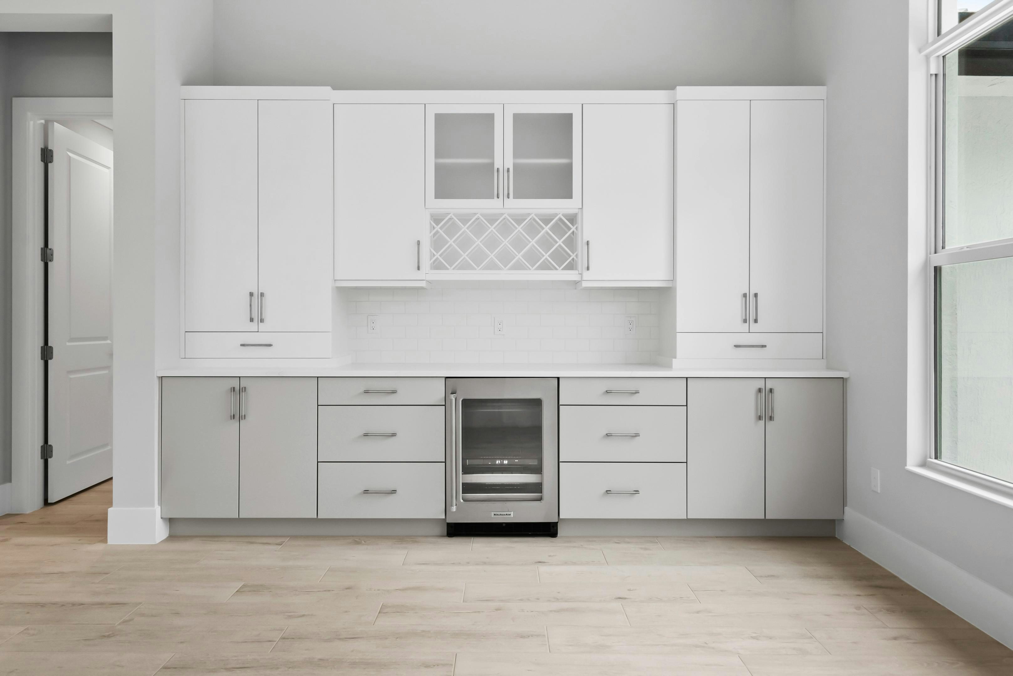 Bar in Great Room | 4243 Lucaya Pointe Way