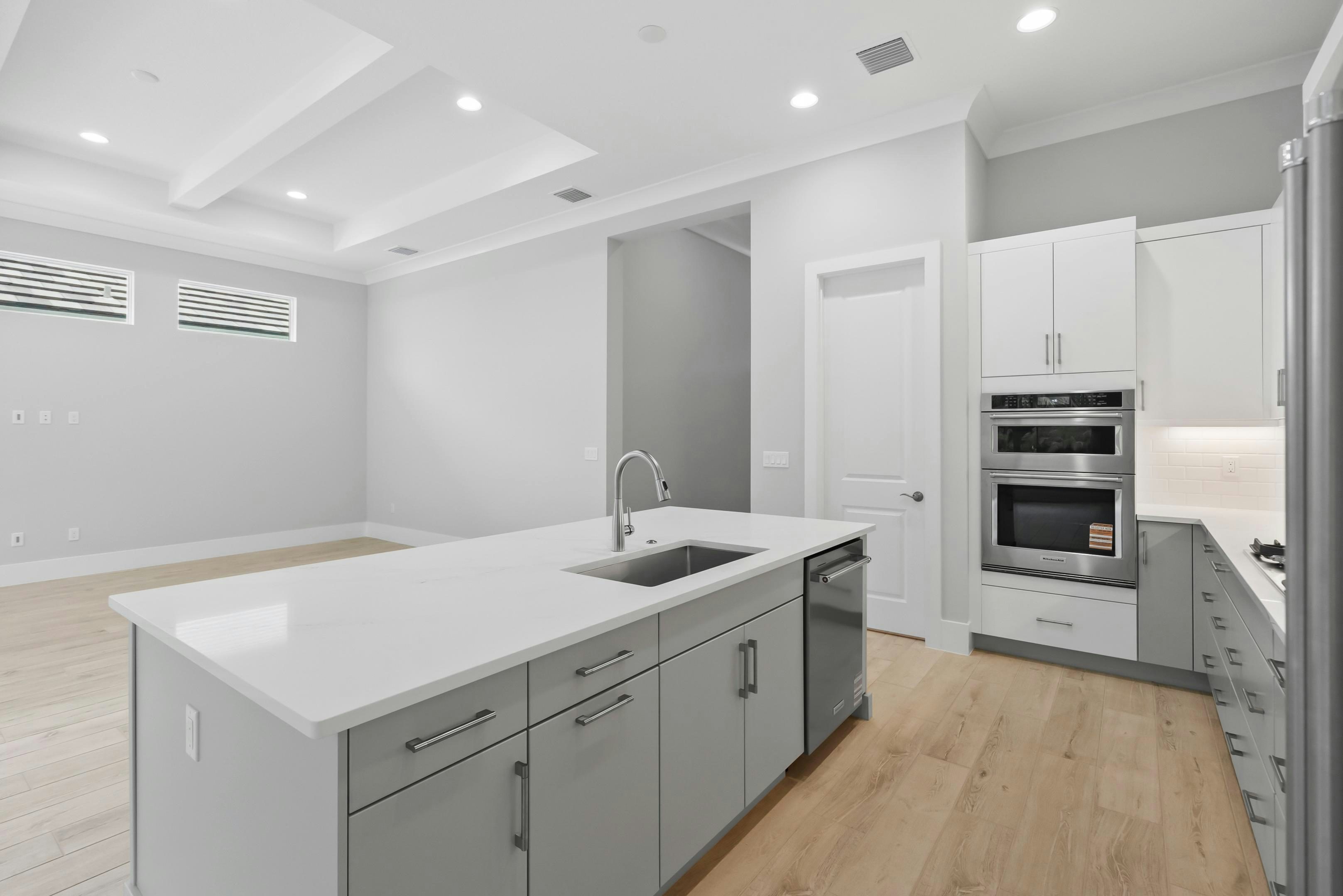 Kitchen | 4243 Lucaya Pointe Way