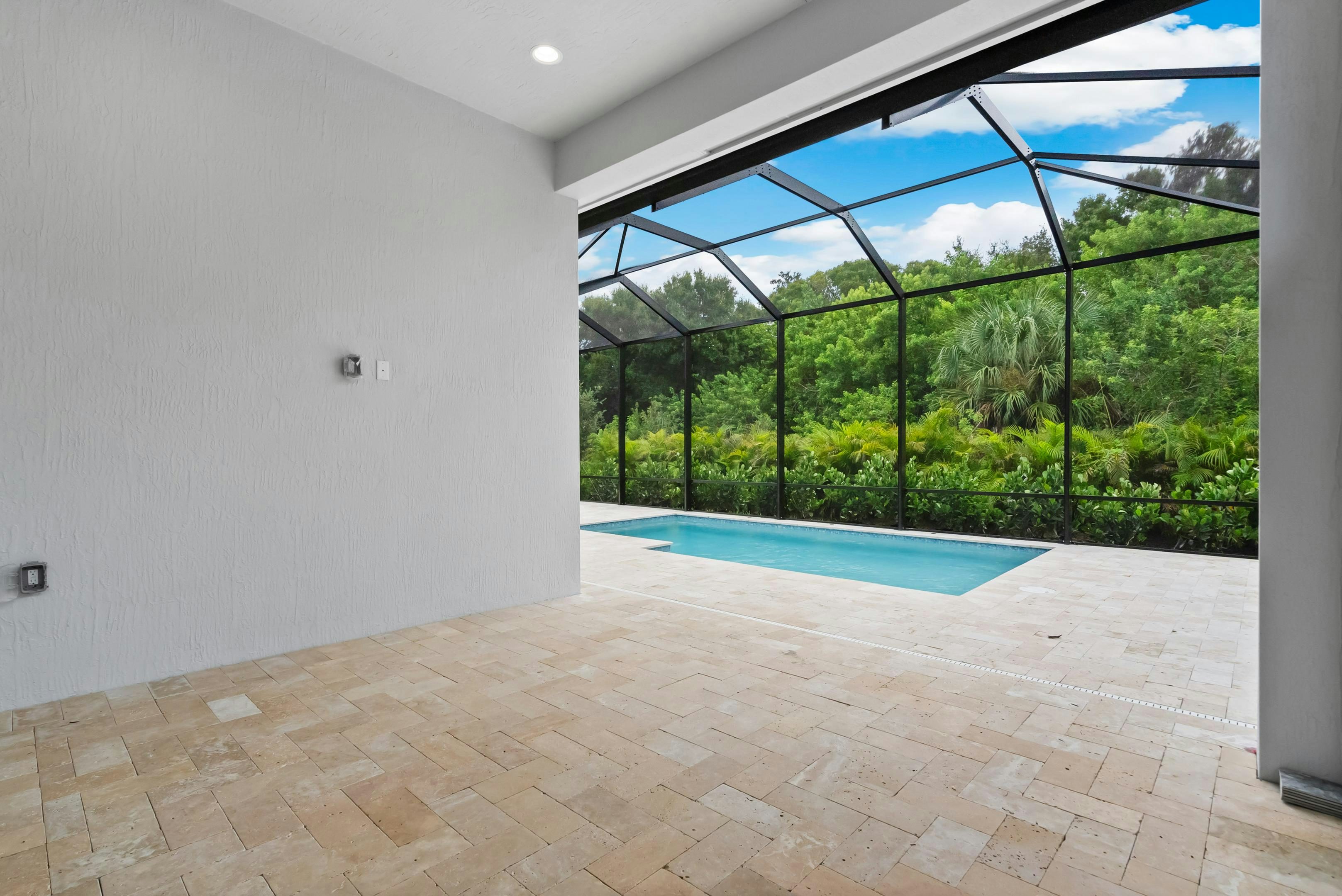 Screened Lanai | 4243 Lucaya Pointe Way