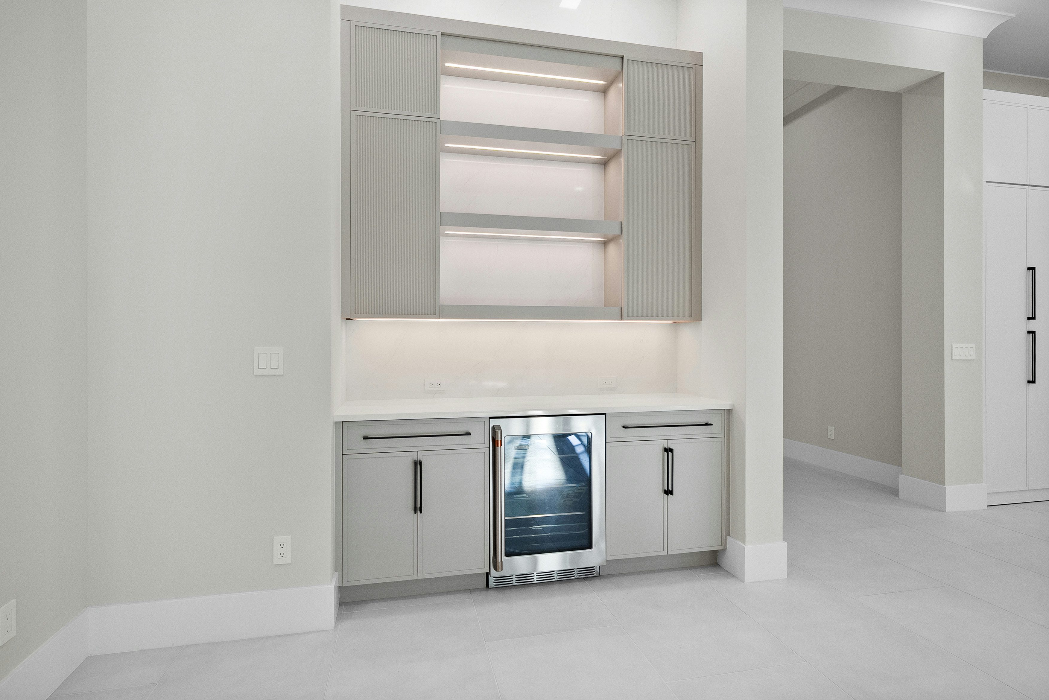 Great Room Bar Detail | 9193 Seaglass Ct