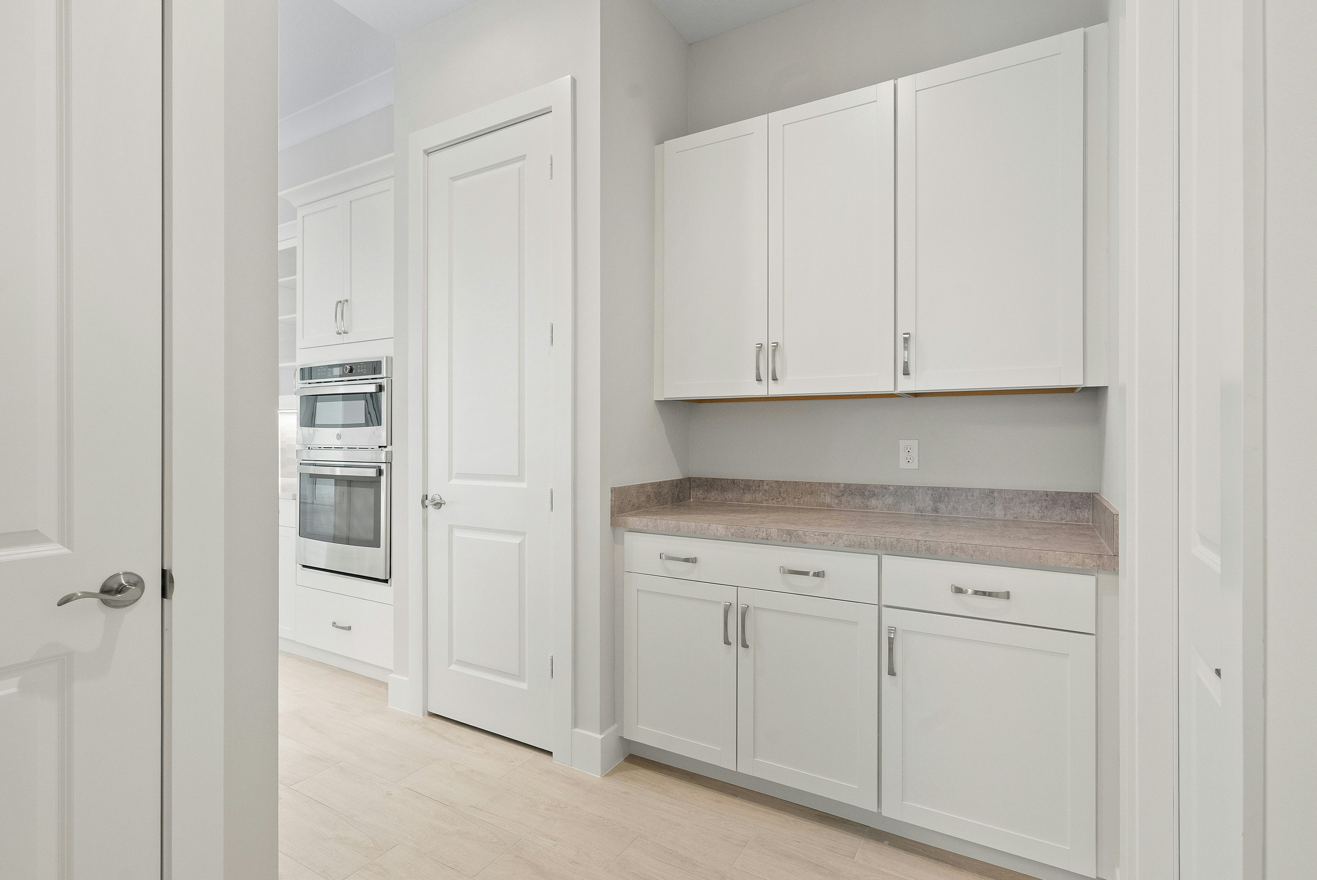 Mud Room | 238 Oak Hammock Cr SW