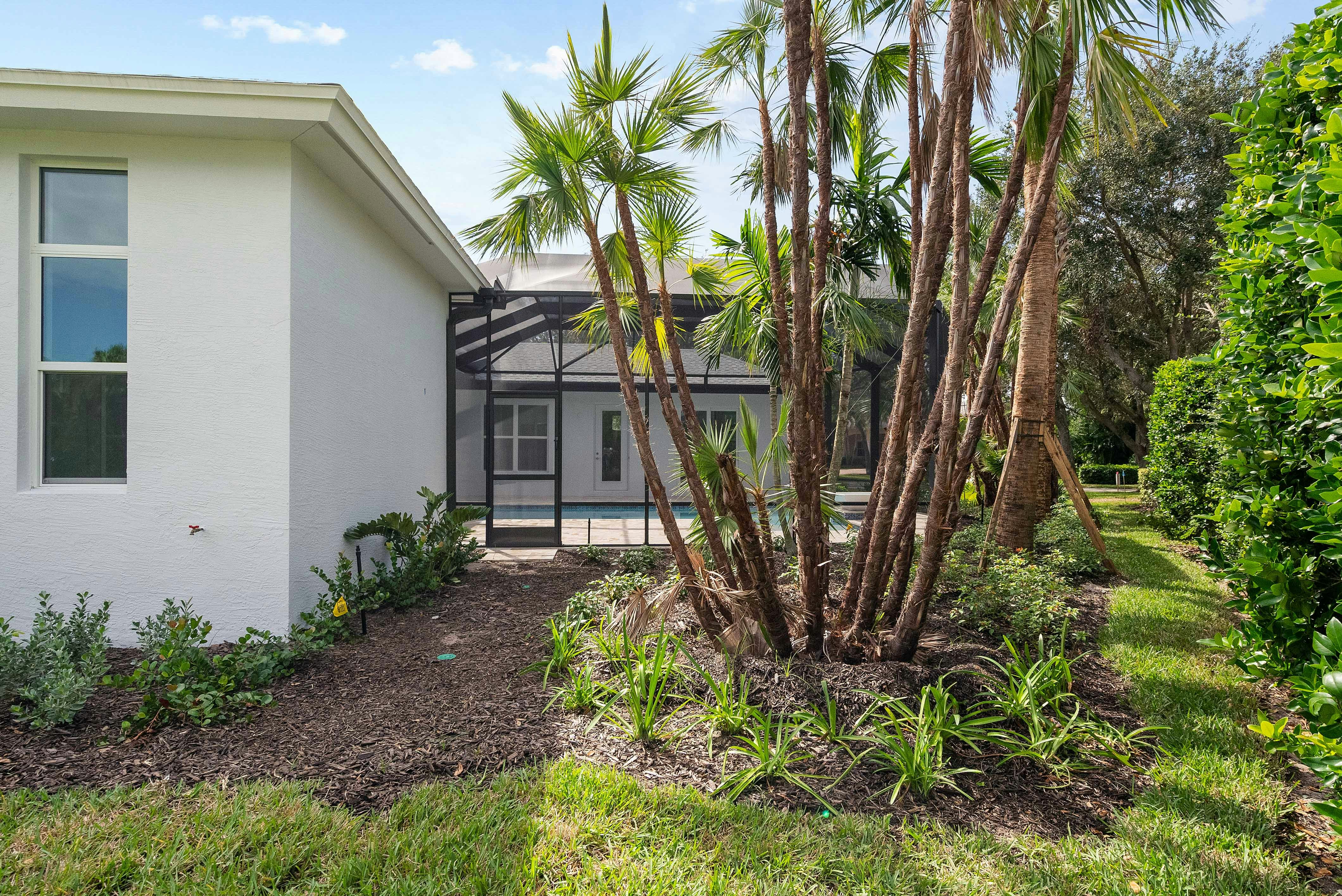 Rear Elevation | 238 Oak Hammock Cr SW