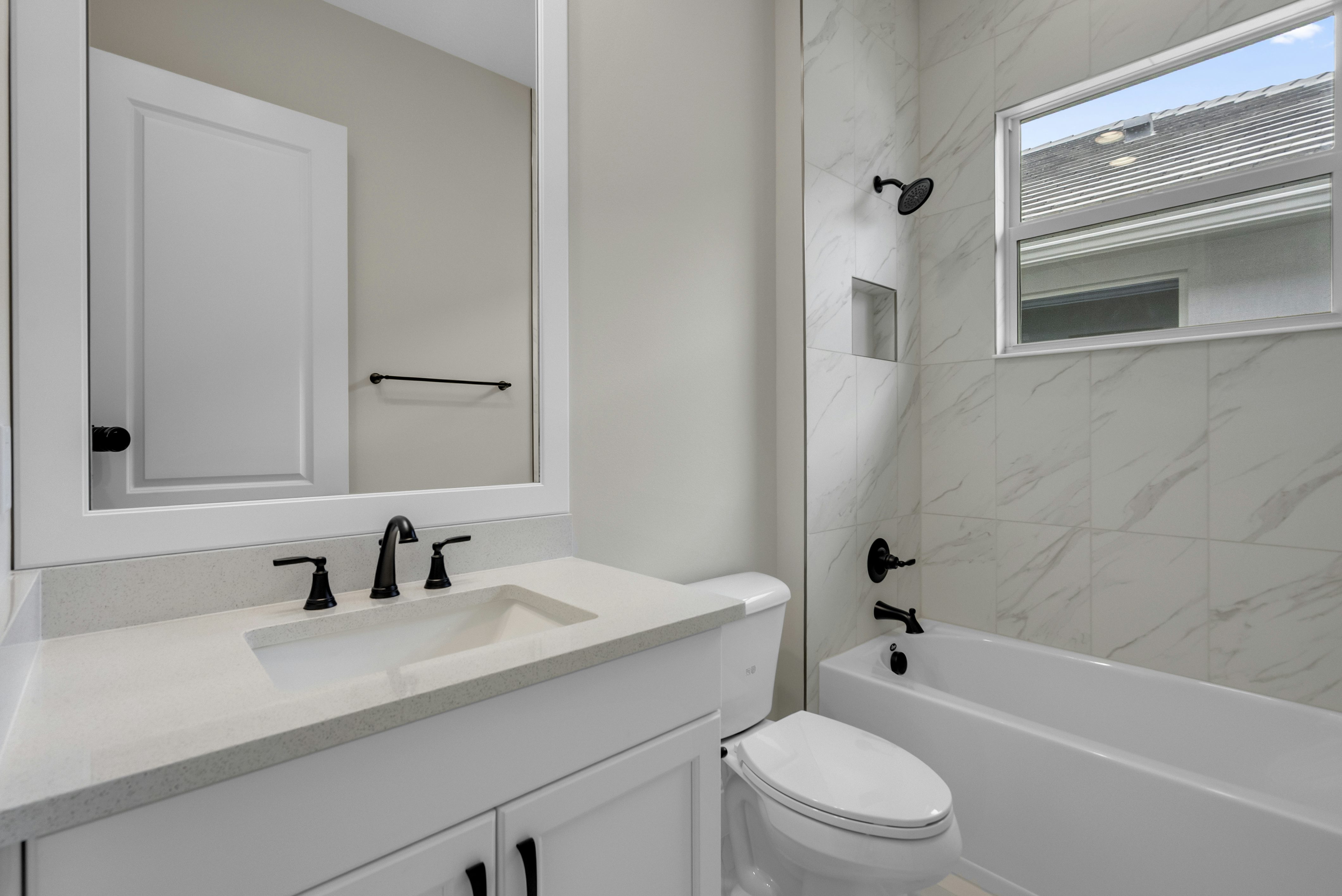 Bath 3 | 4237 Lucaya Pointe Way