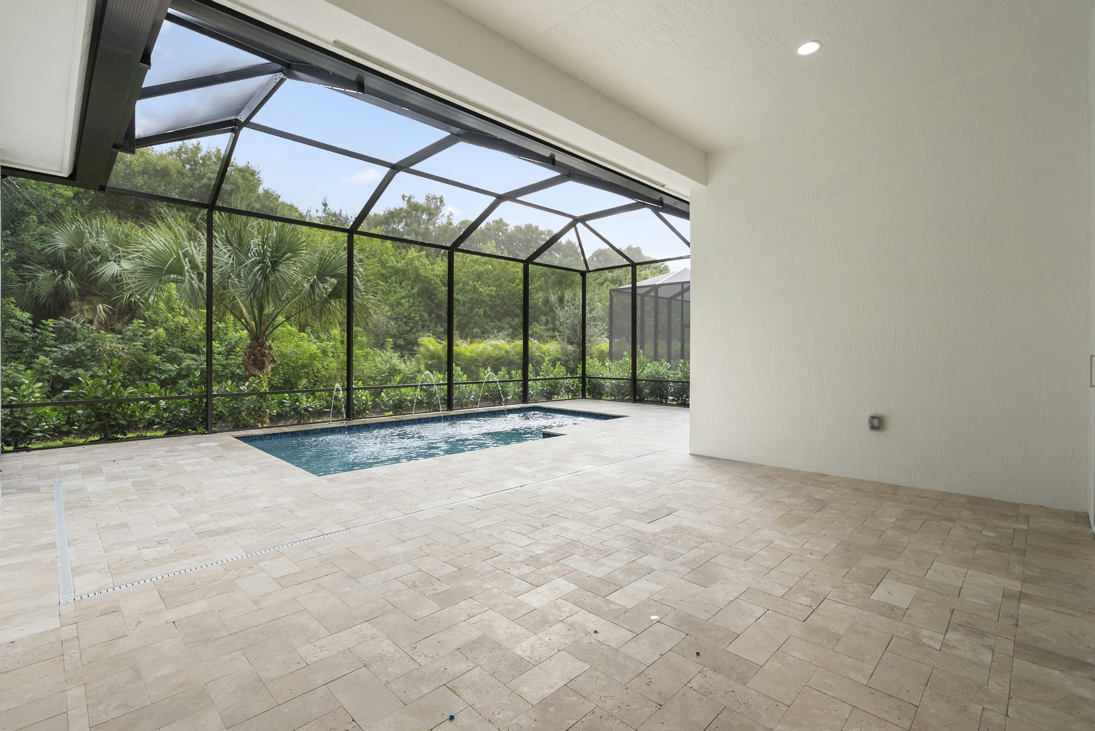 Screened Lanai & Pool | 4237 Lucaya Pointe Way