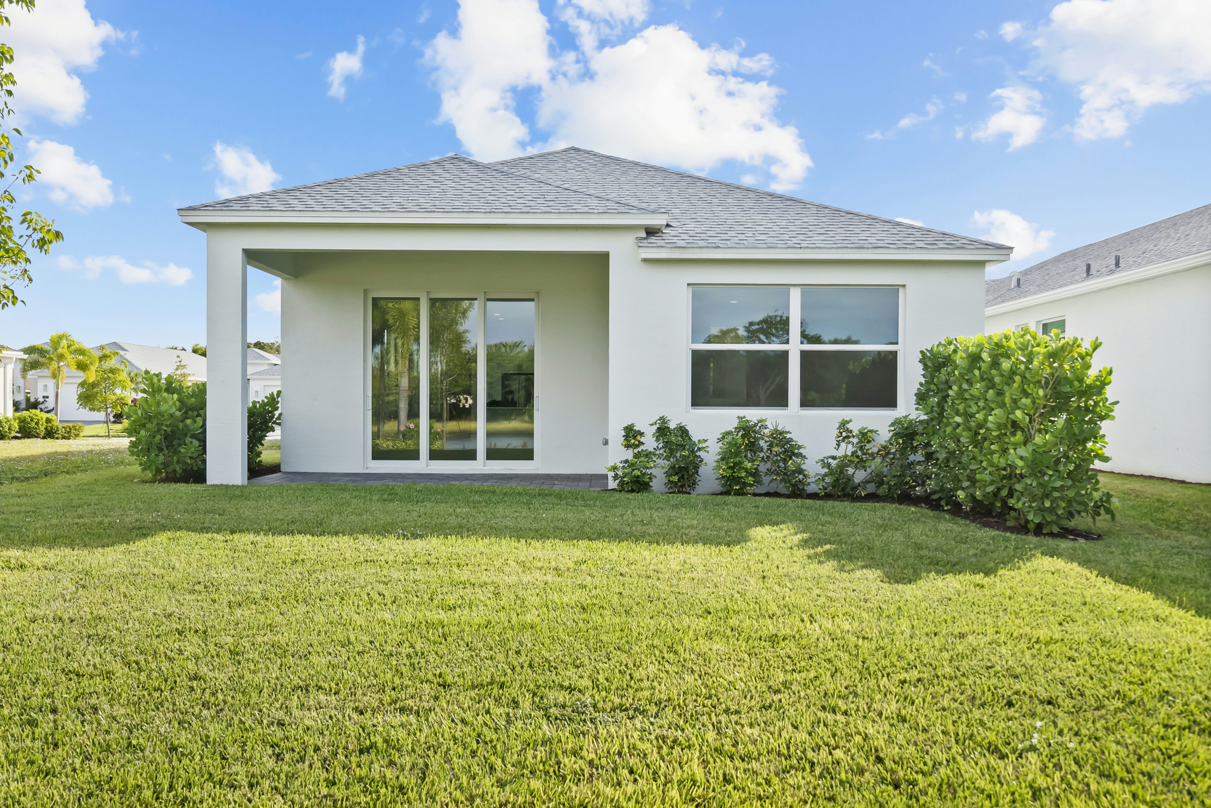 Rear Elevation | 2184 Falls Manor