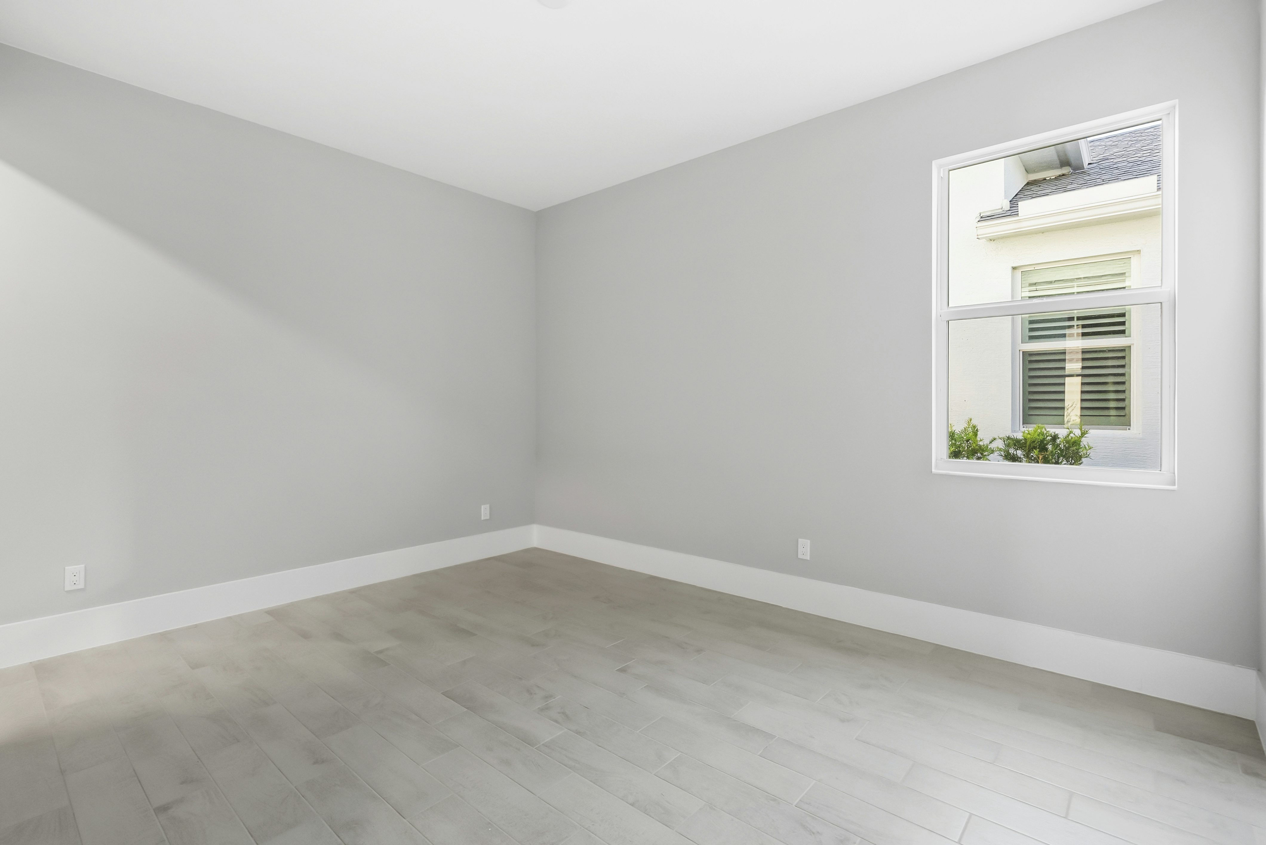 Bedroom 3 | 2184 Falls Manor